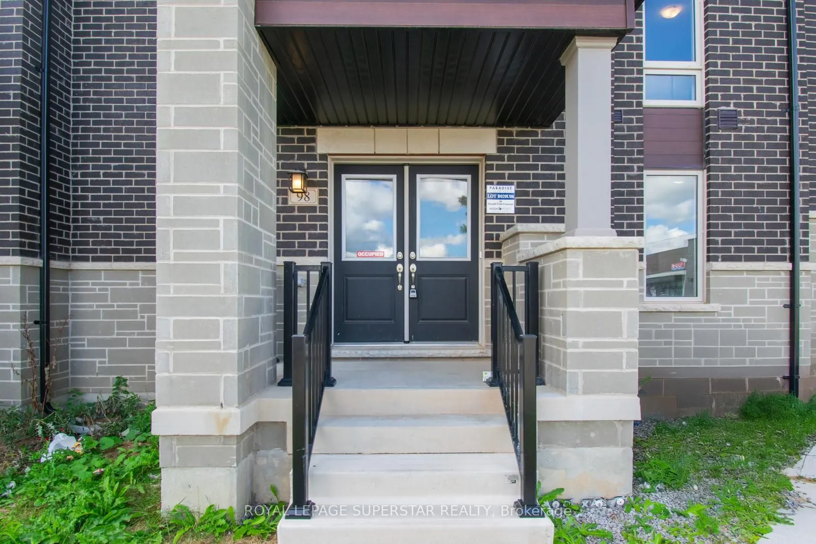 98 DONALD FICHT Crescent