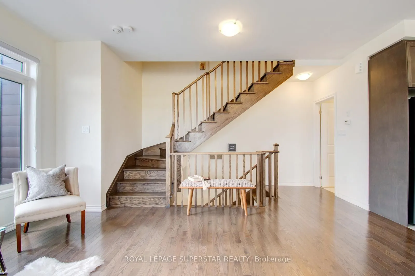 98 DONALD FICHT Crescent