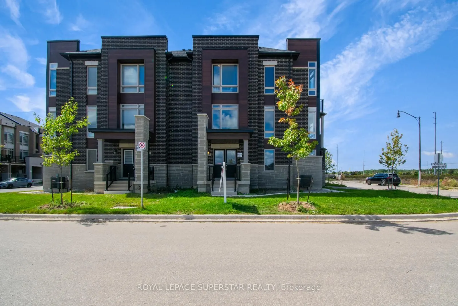98 DONALD FICHT Crescent