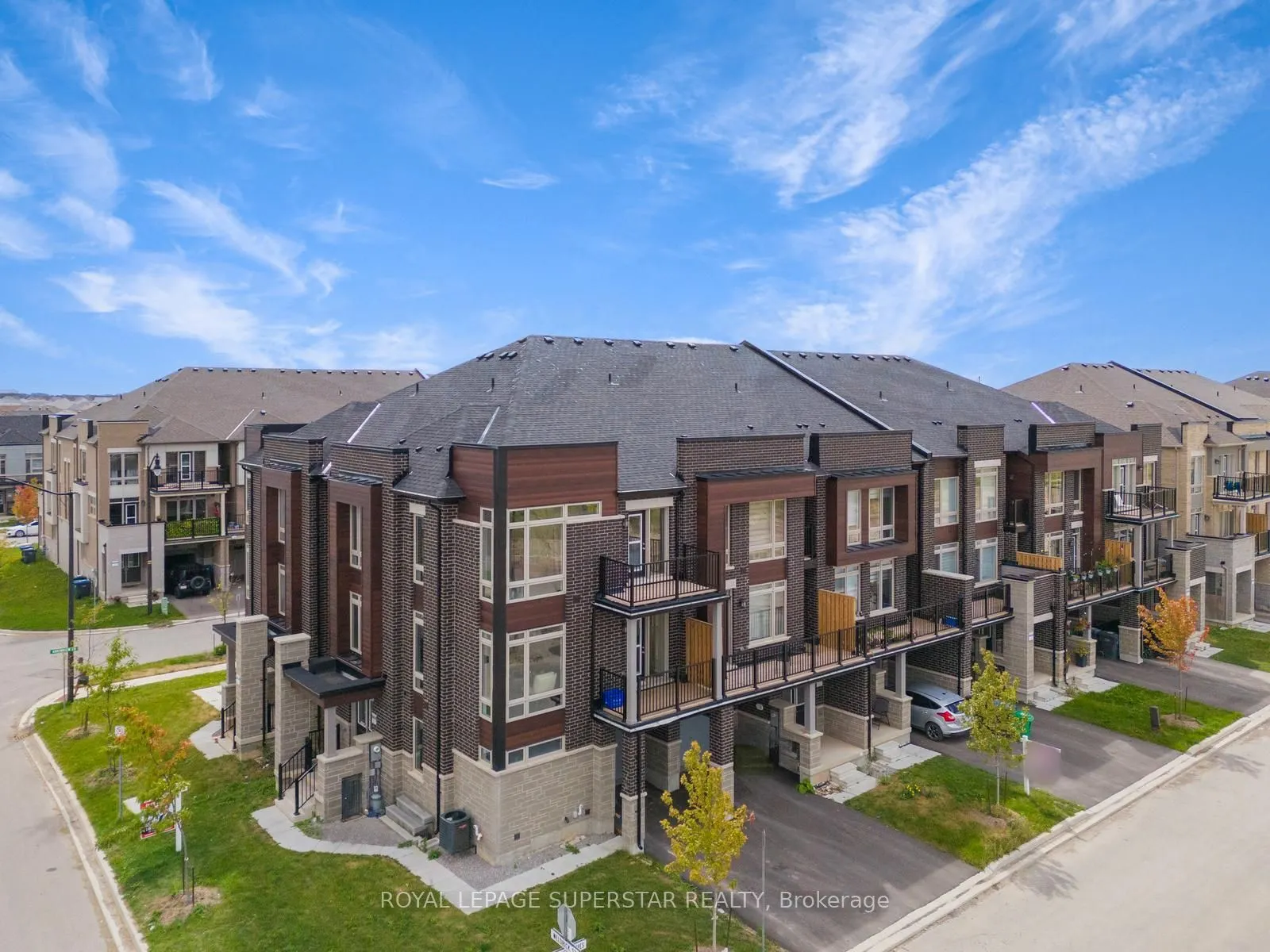 98 DONALD FICHT Crescent