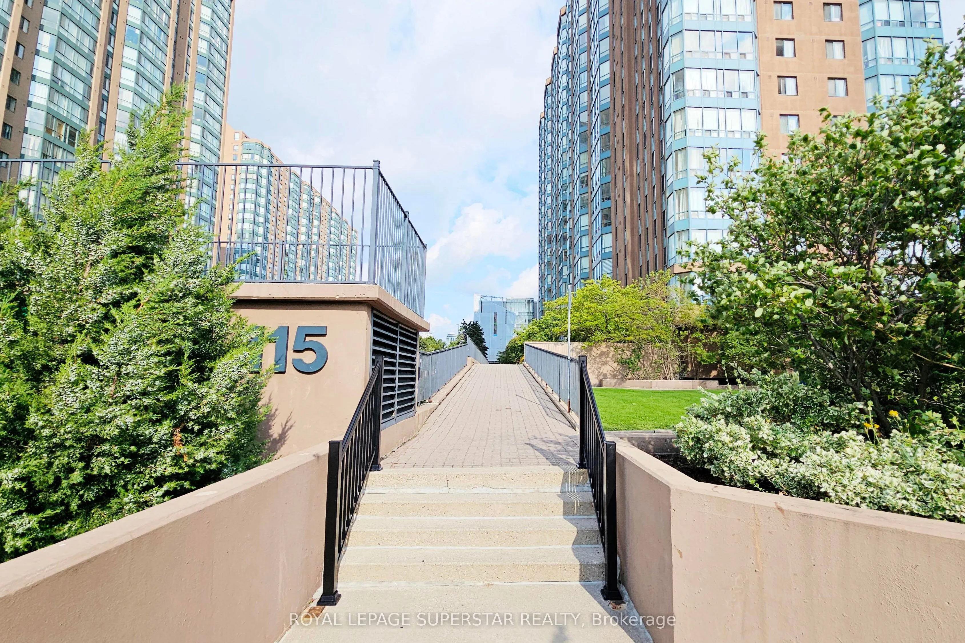 115 Hillcrest Avenue, #215