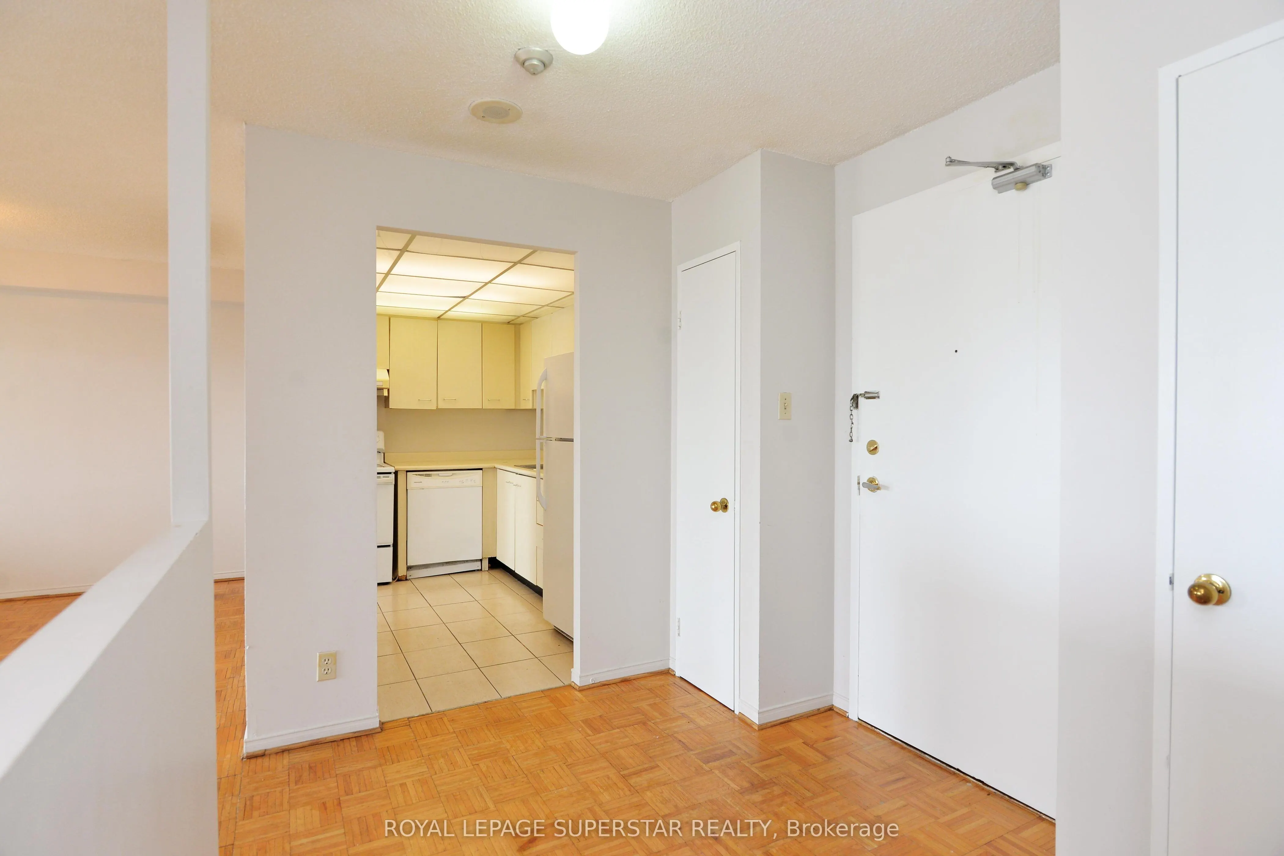115 Hillcrest Avenue, #215