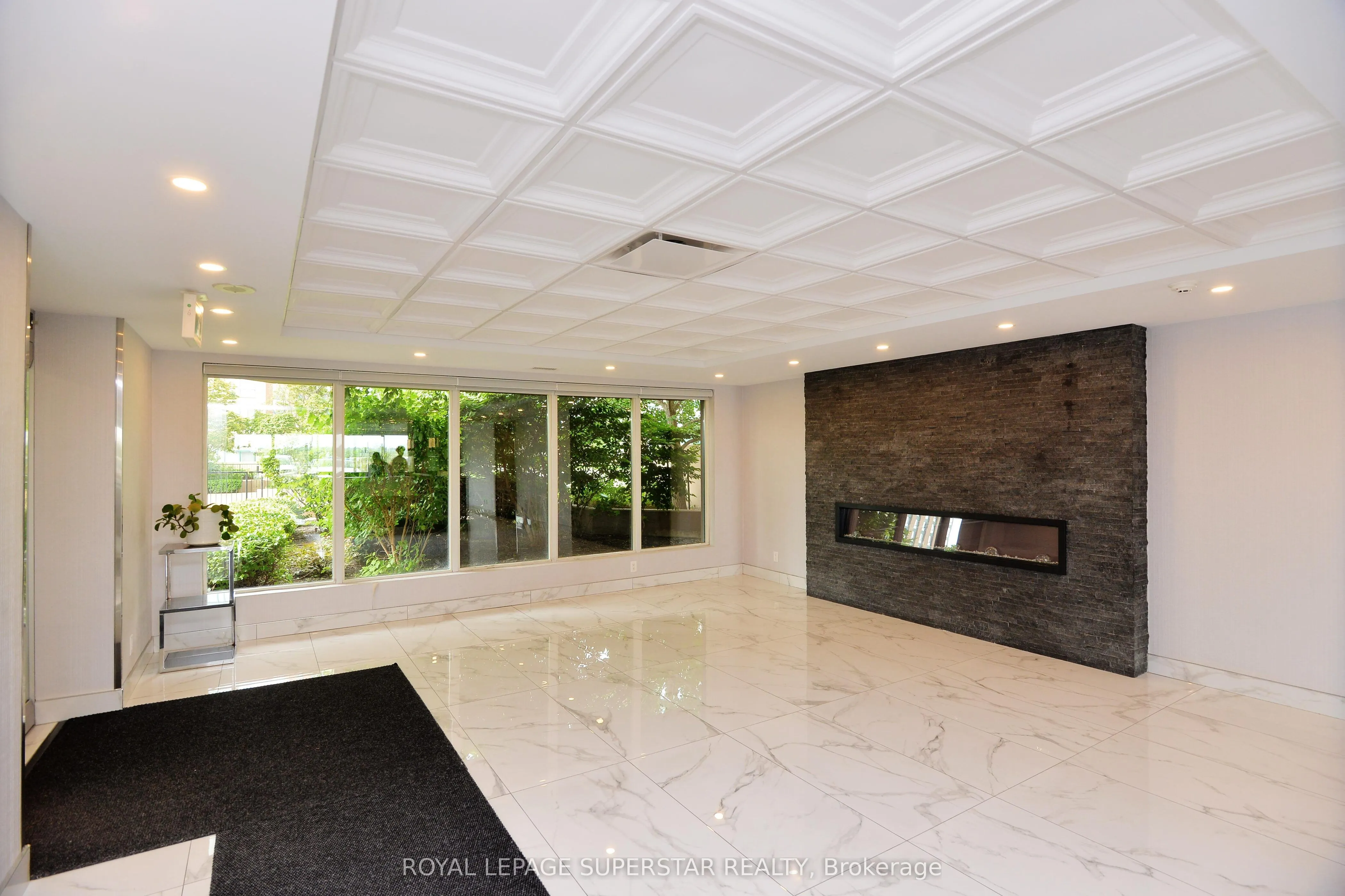 115 Hillcrest Avenue, #215