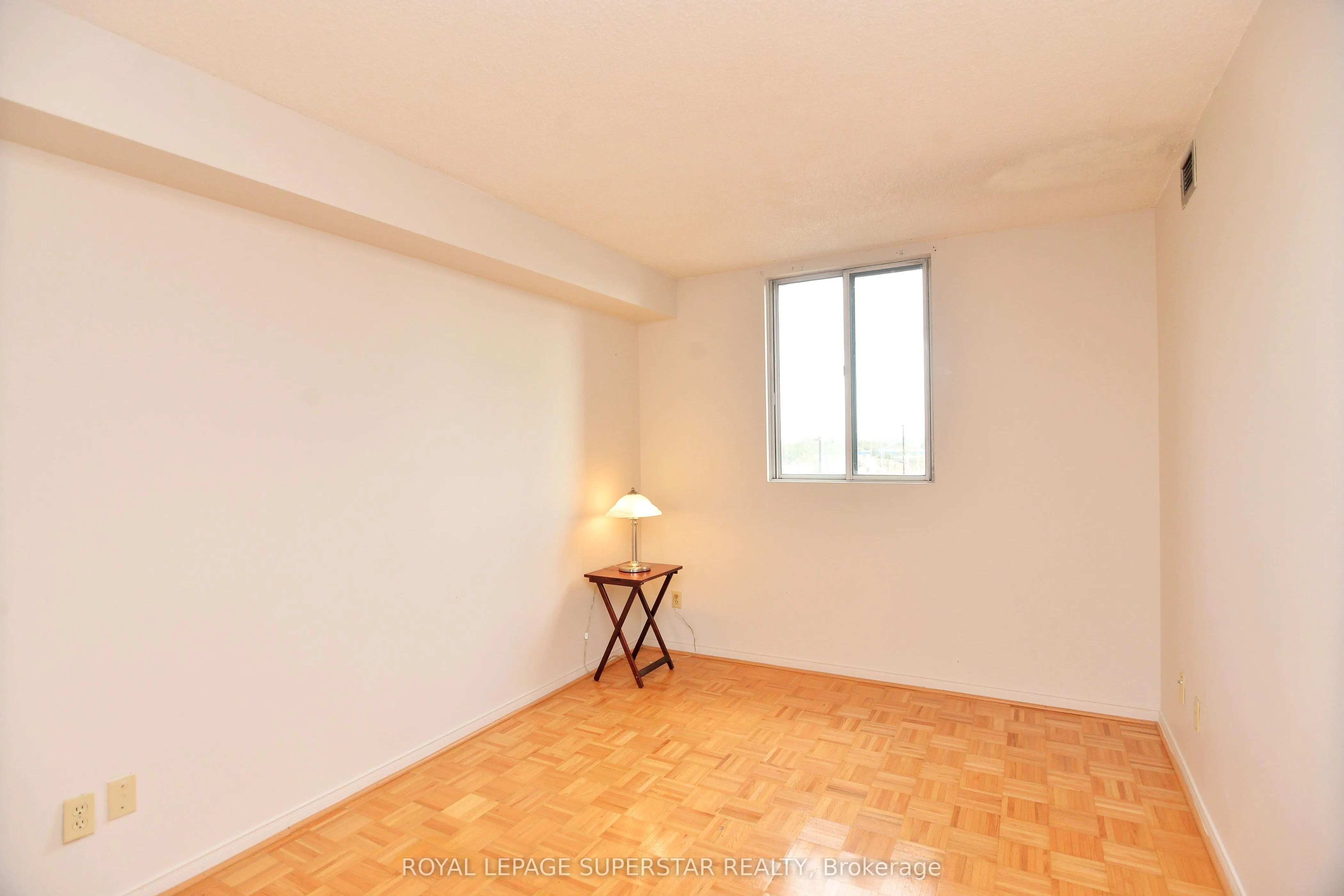 115 Hillcrest Avenue, #215