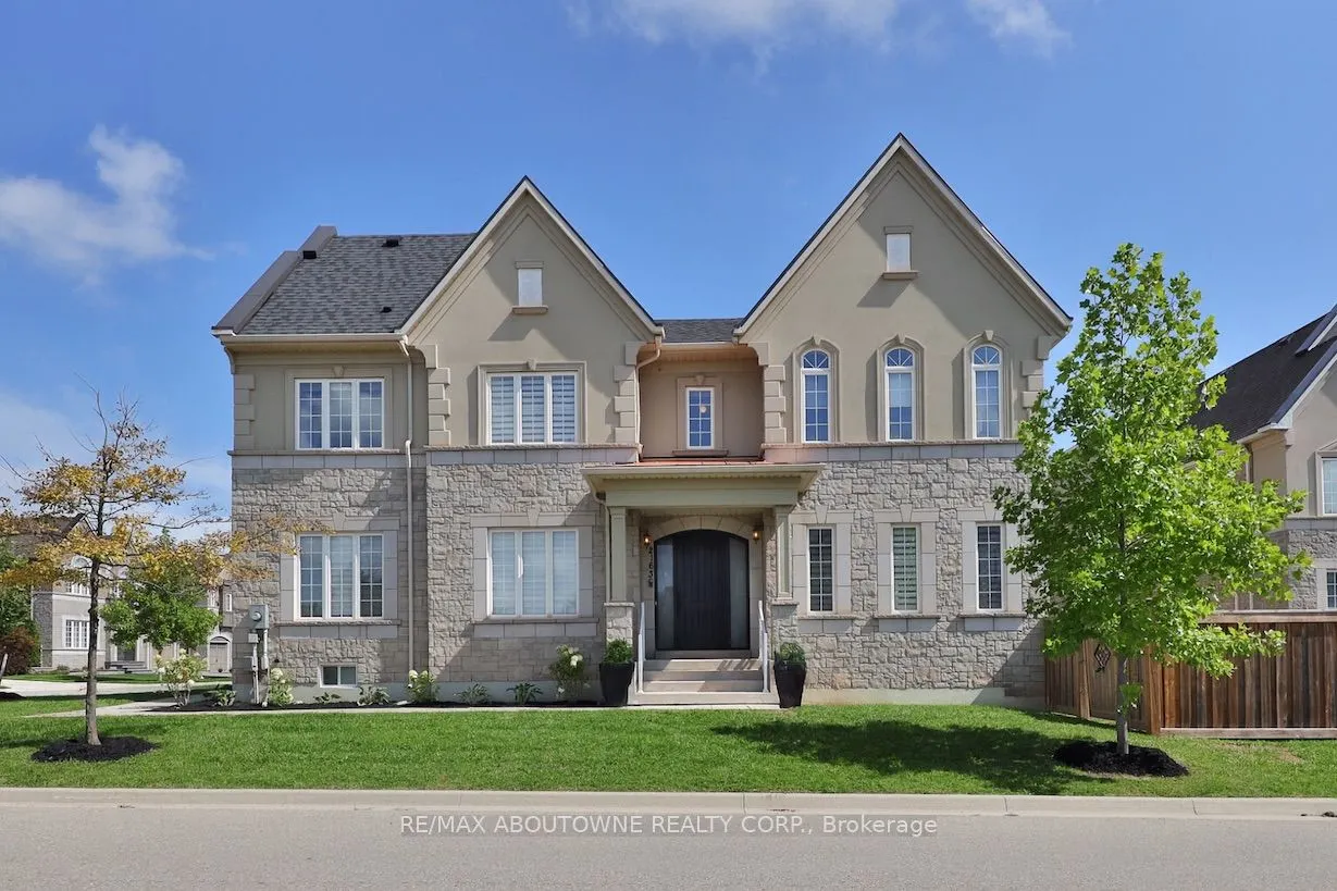 2163 Vineland Crescent