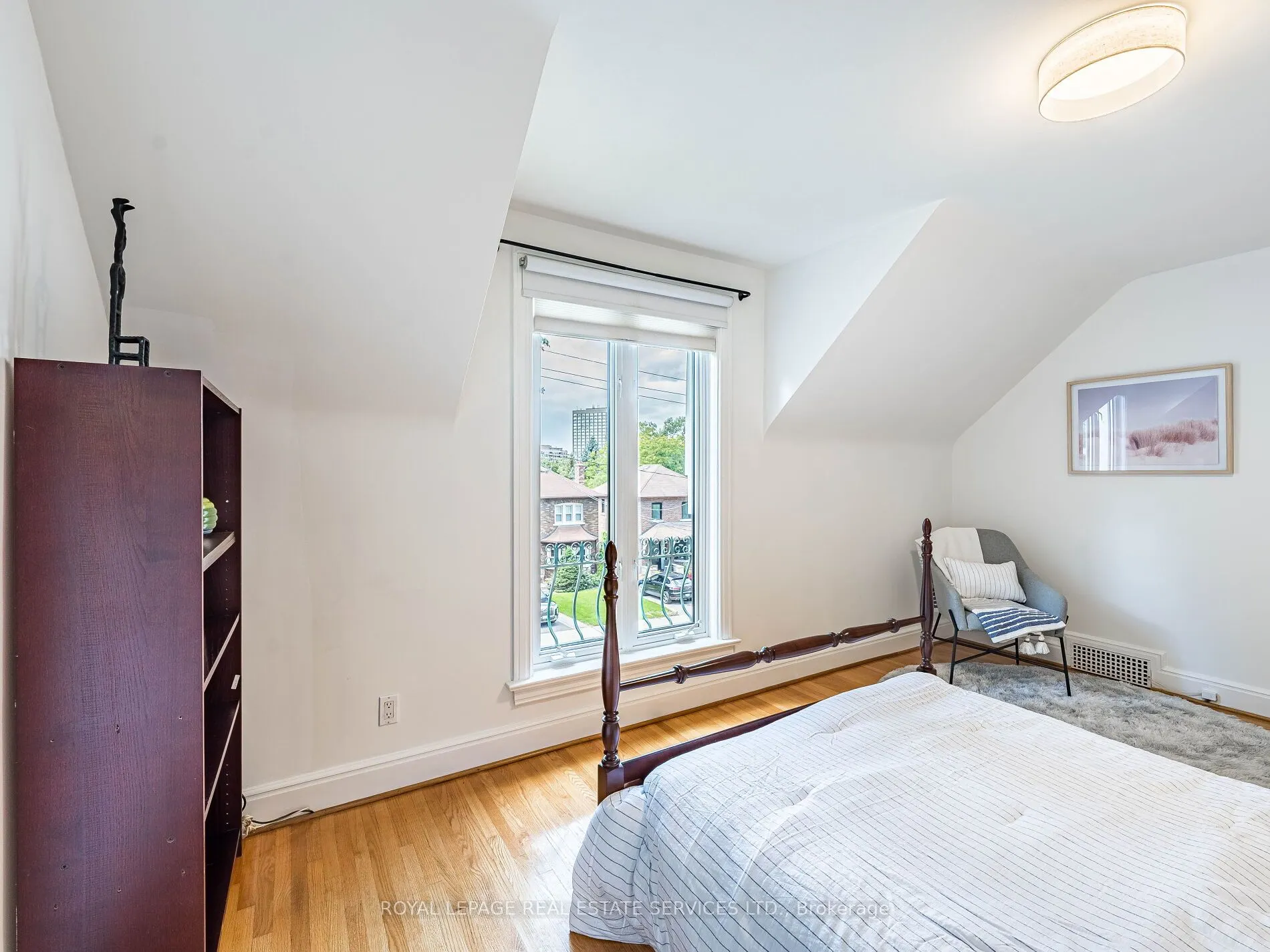 47 Riverview Gardens