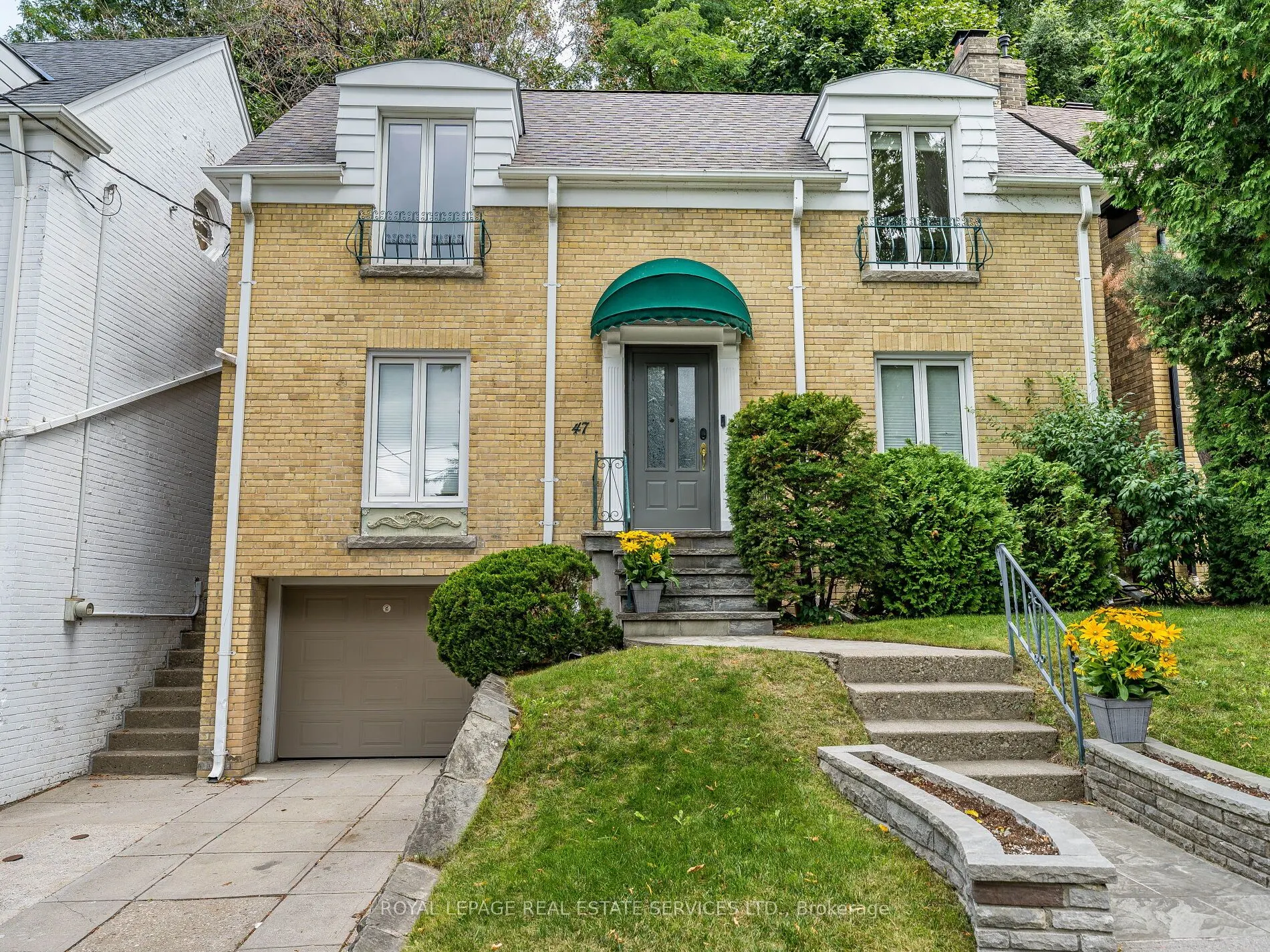 47 Riverview Gardens