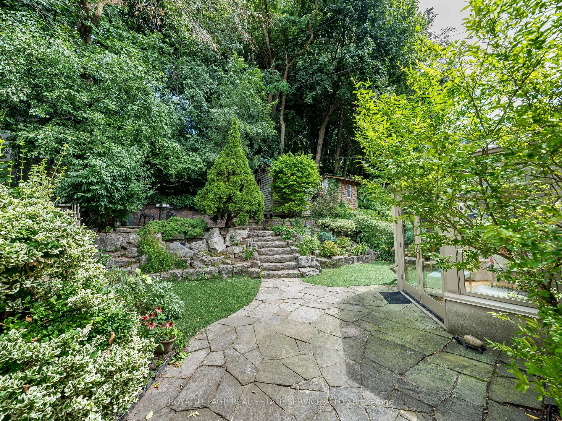 47 Riverview Gardens