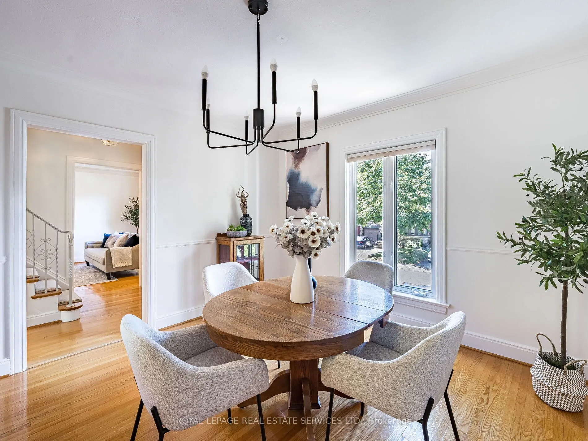 47 Riverview Gardens