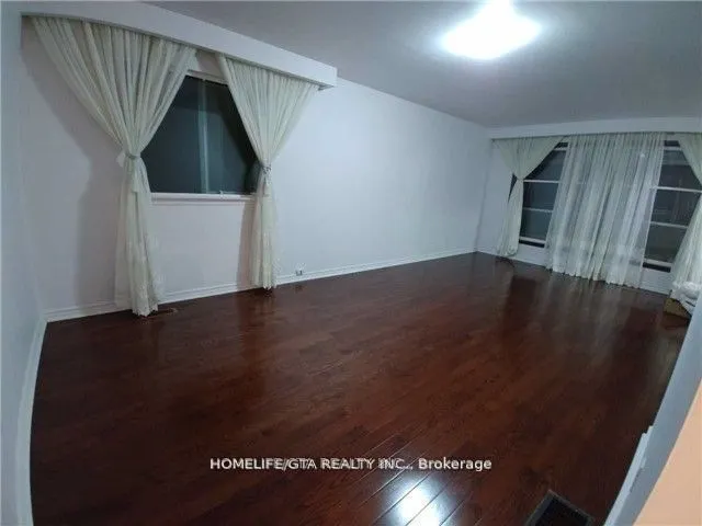 84 Ardglen Drive