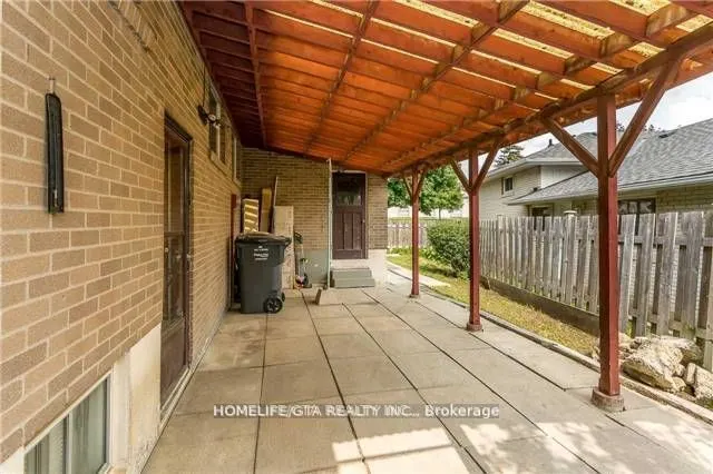 84 Ardglen Drive