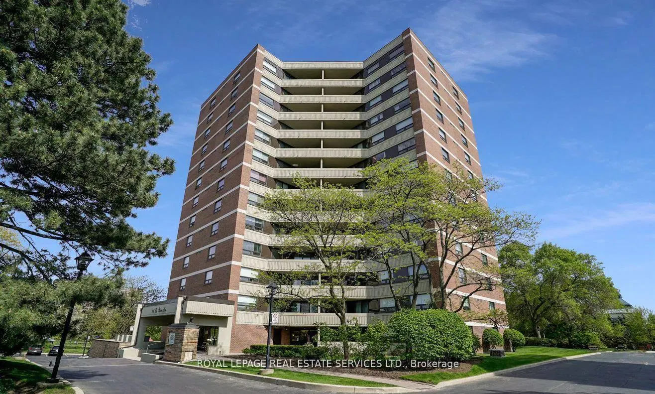 95 La Rose Avenue, #1203
