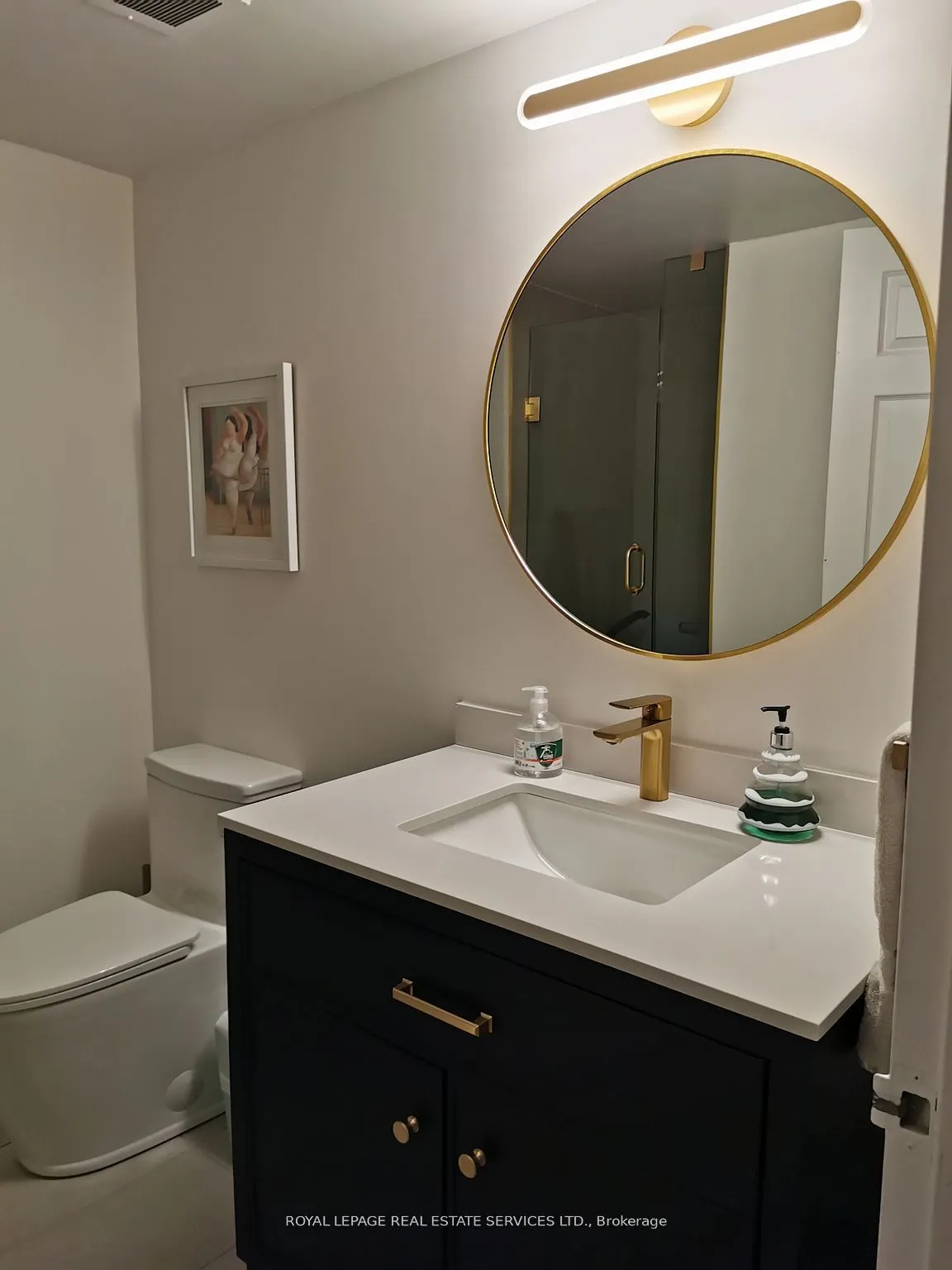 95 La Rose Avenue, #1203