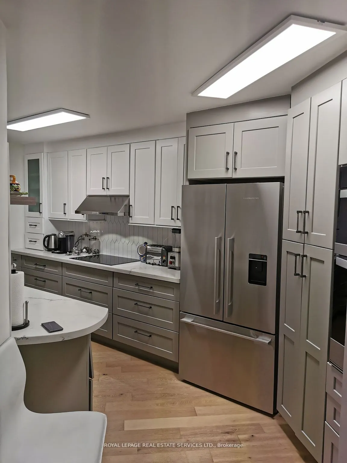 95 La Rose Avenue, #1203
