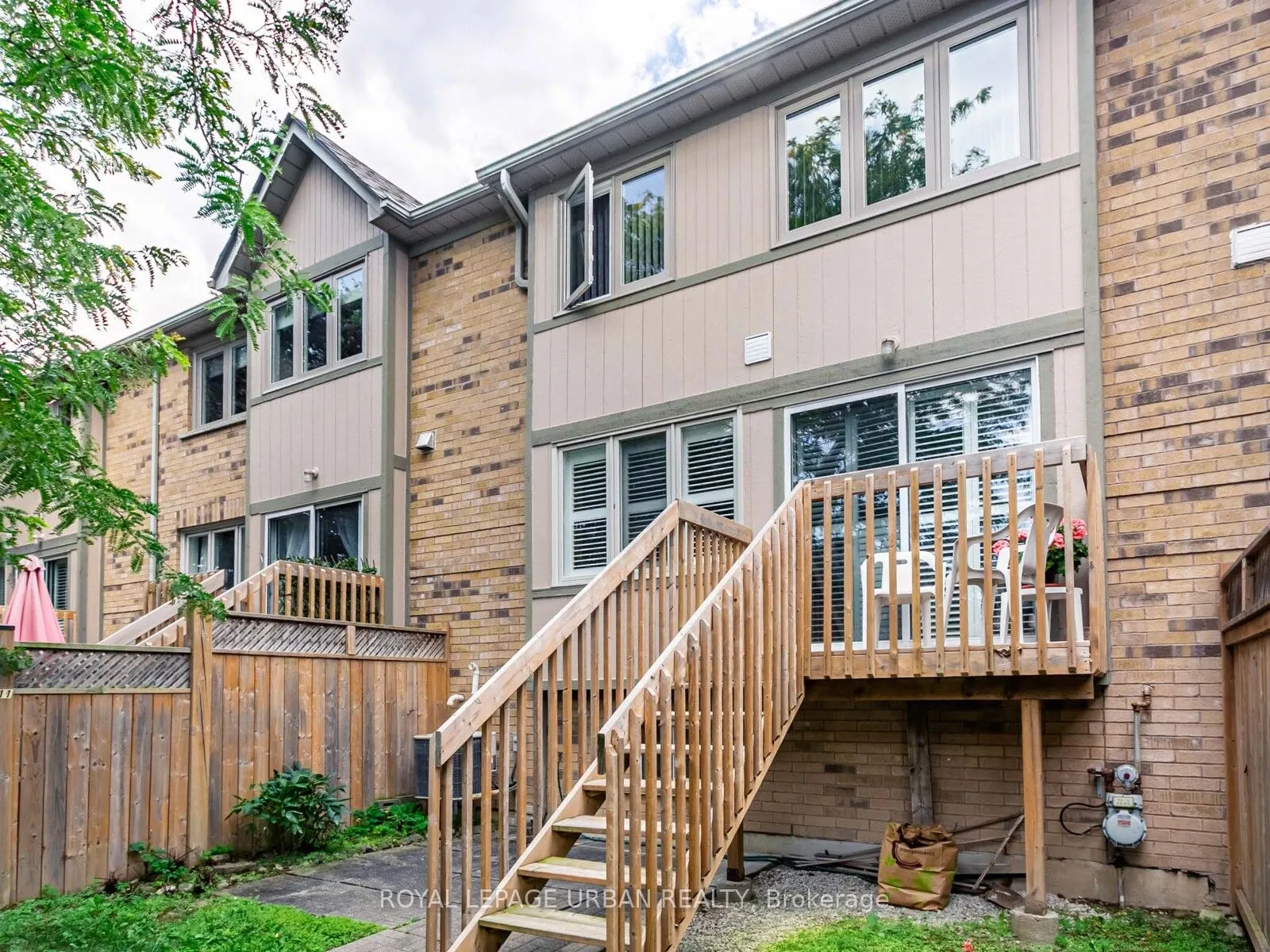 5662 Glen Erin Drive, #111