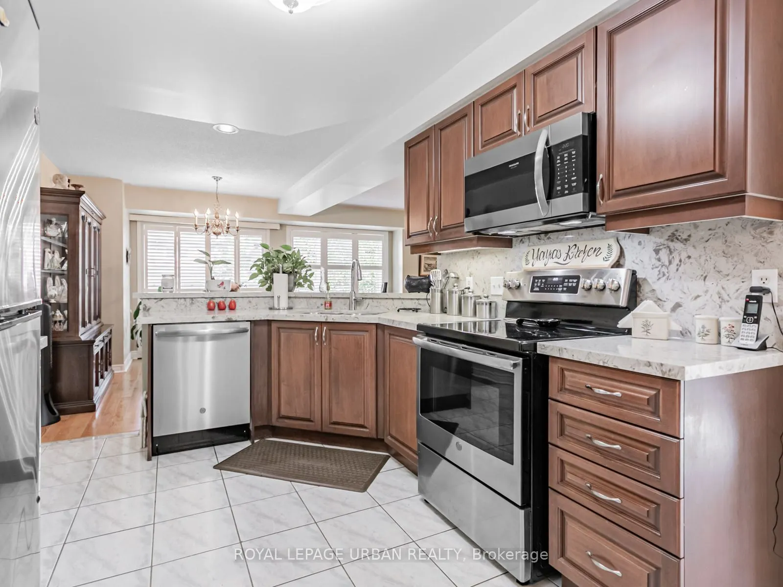 5662 Glen Erin Drive, #111