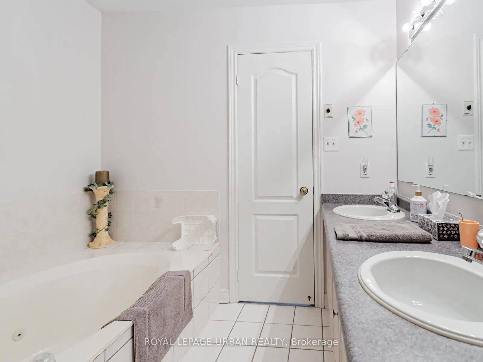 5662 Glen Erin Drive, #111