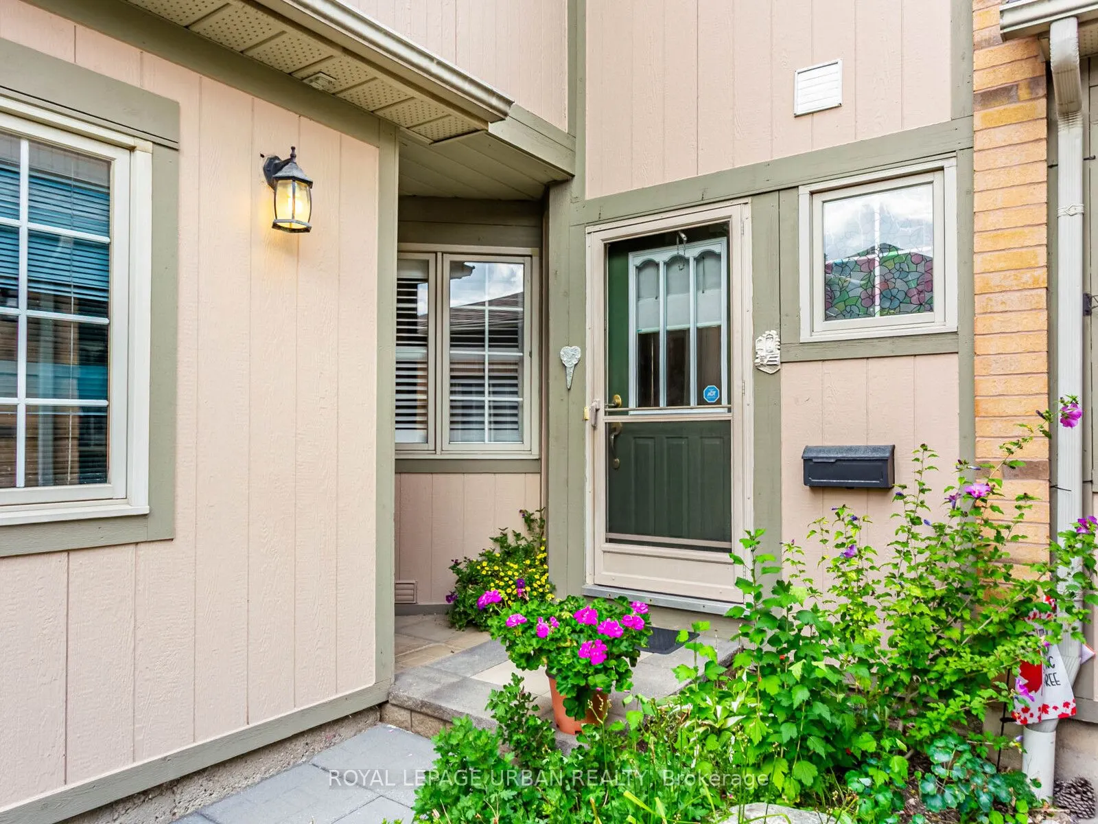 5662 Glen Erin Drive, #111