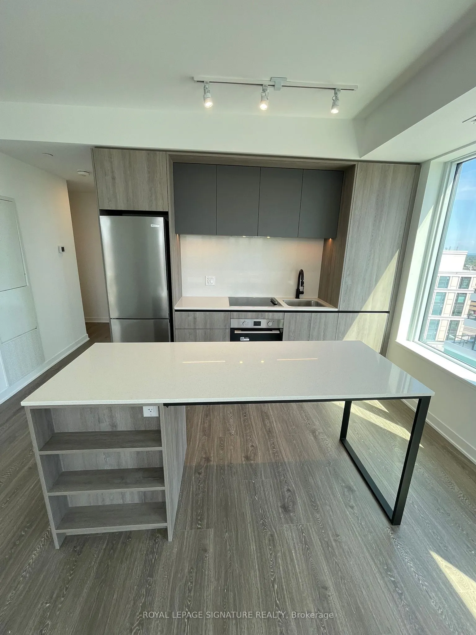 2495 Eglinton Avenue, #1304