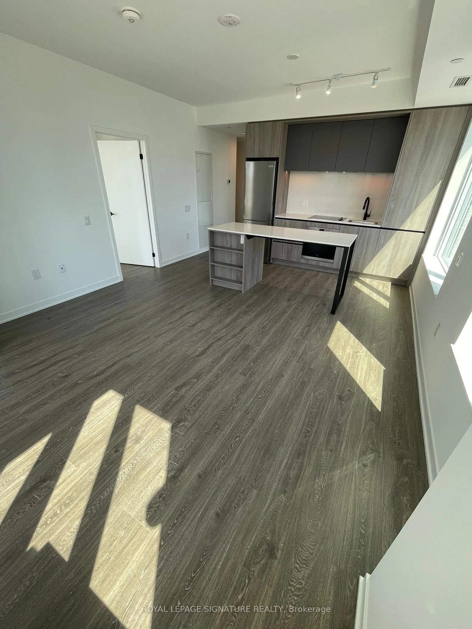 2495 Eglinton Avenue, #1304
