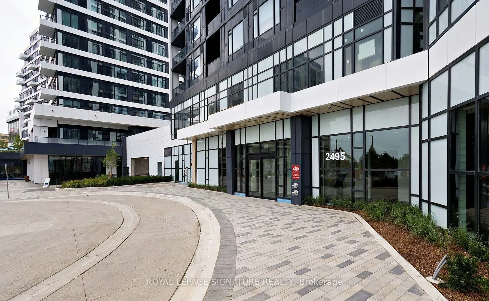 2495 Eglinton Avenue, #1304