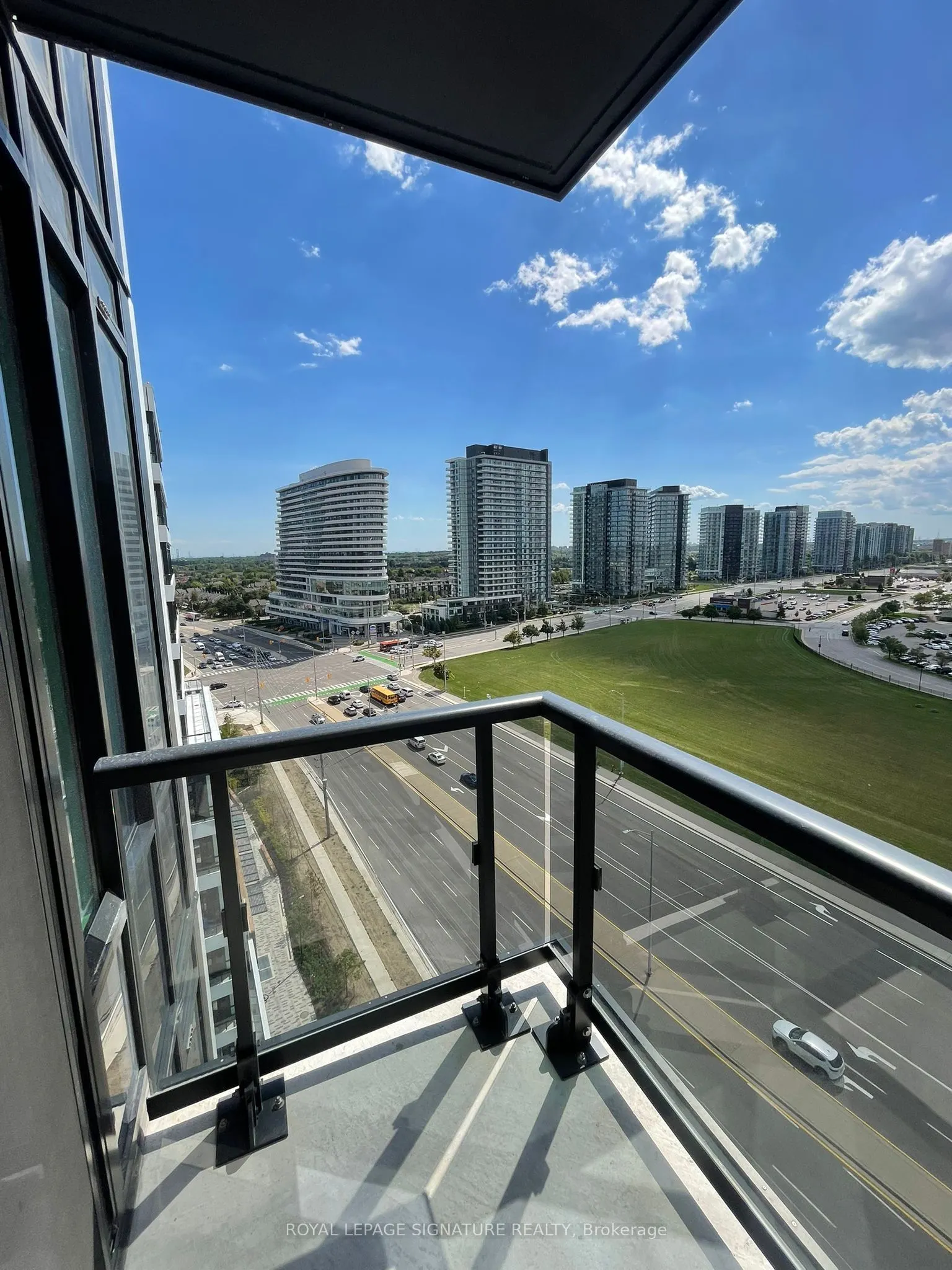 2495 Eglinton Avenue, #1304