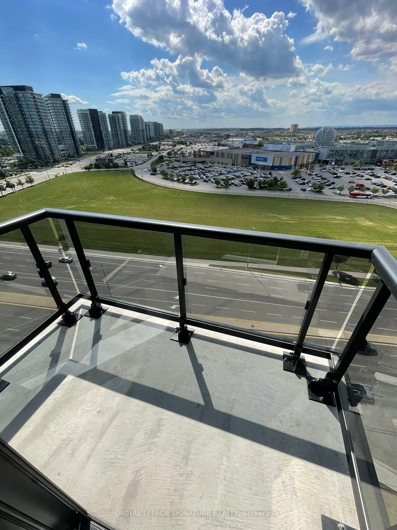2495 Eglinton Avenue, #1304