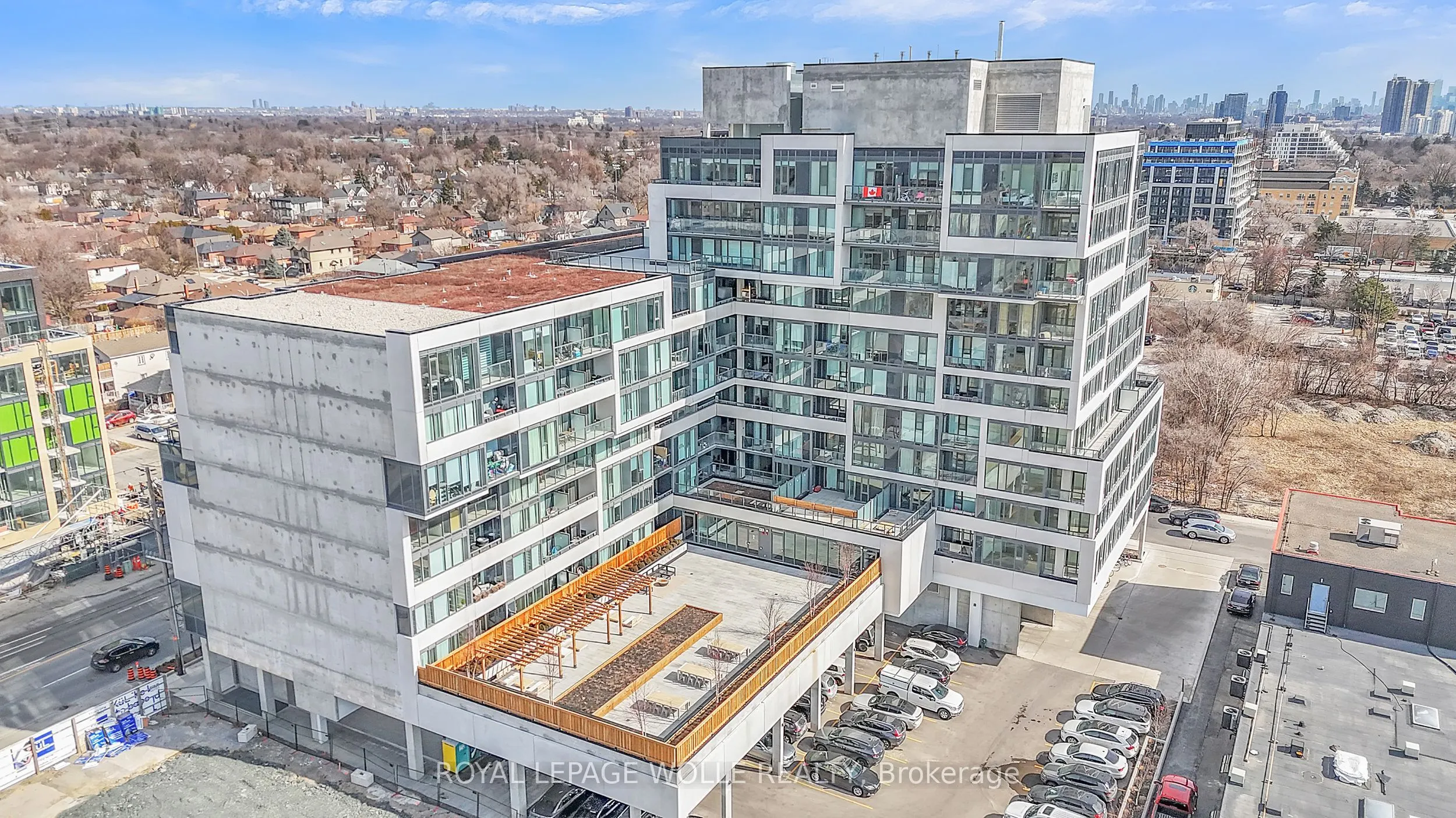 859 The Queensway, #11