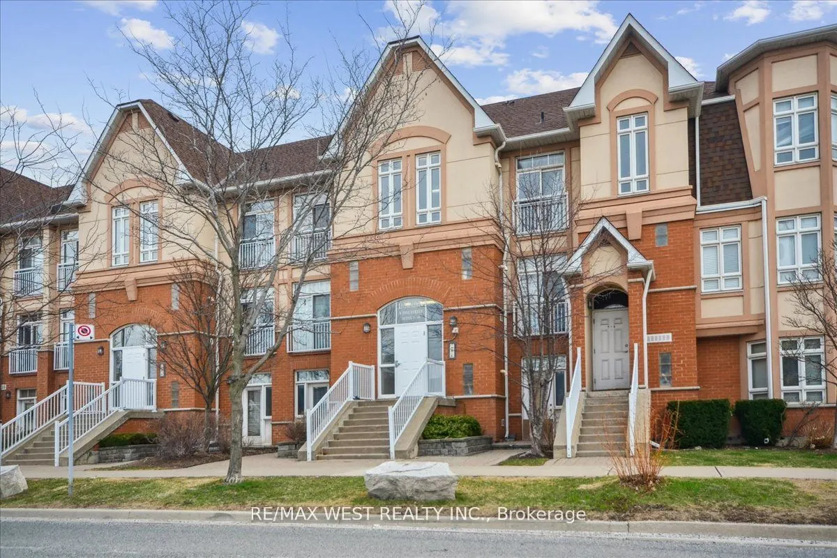 9 Pine Street, #9
