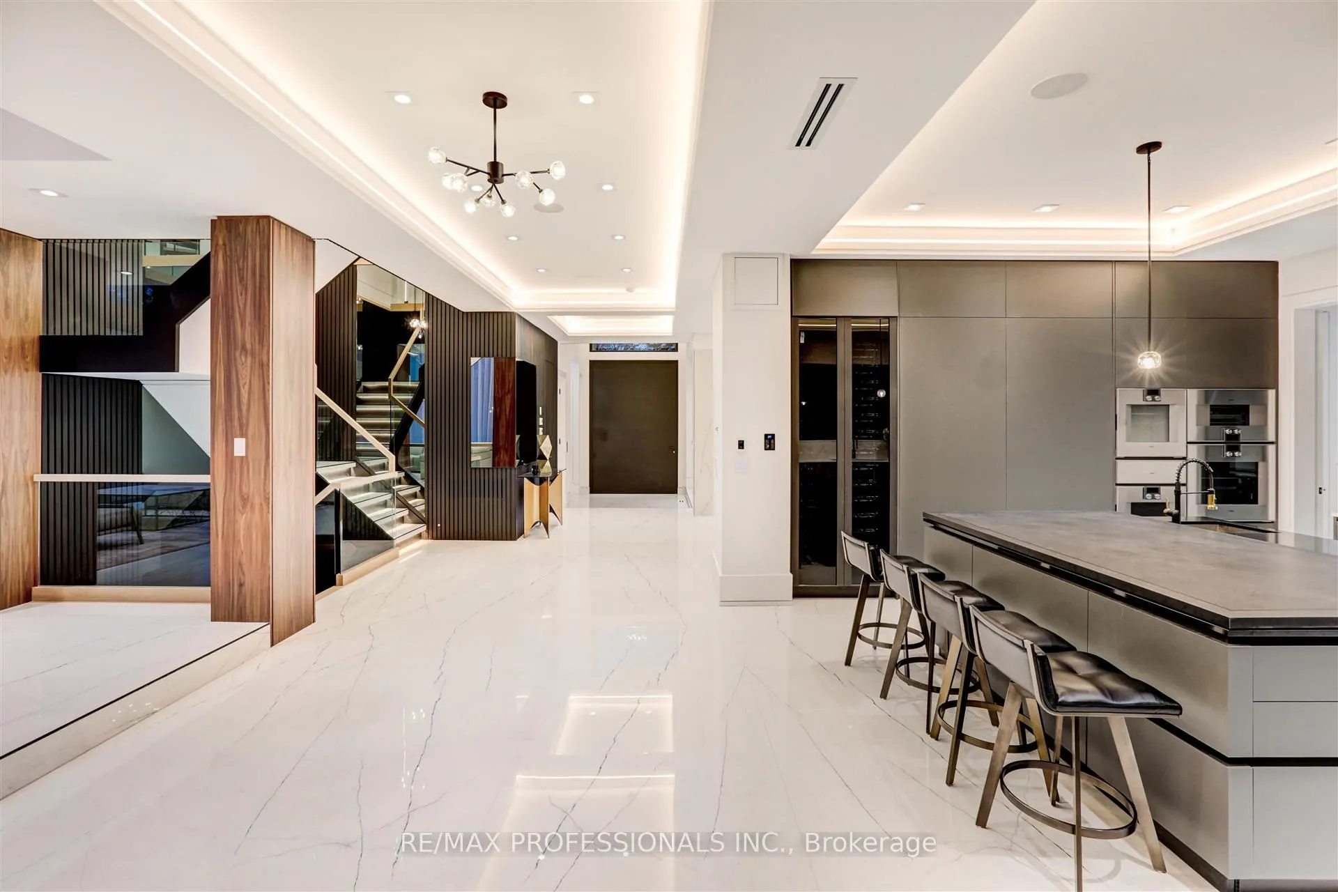 91 Valecrest Drive
