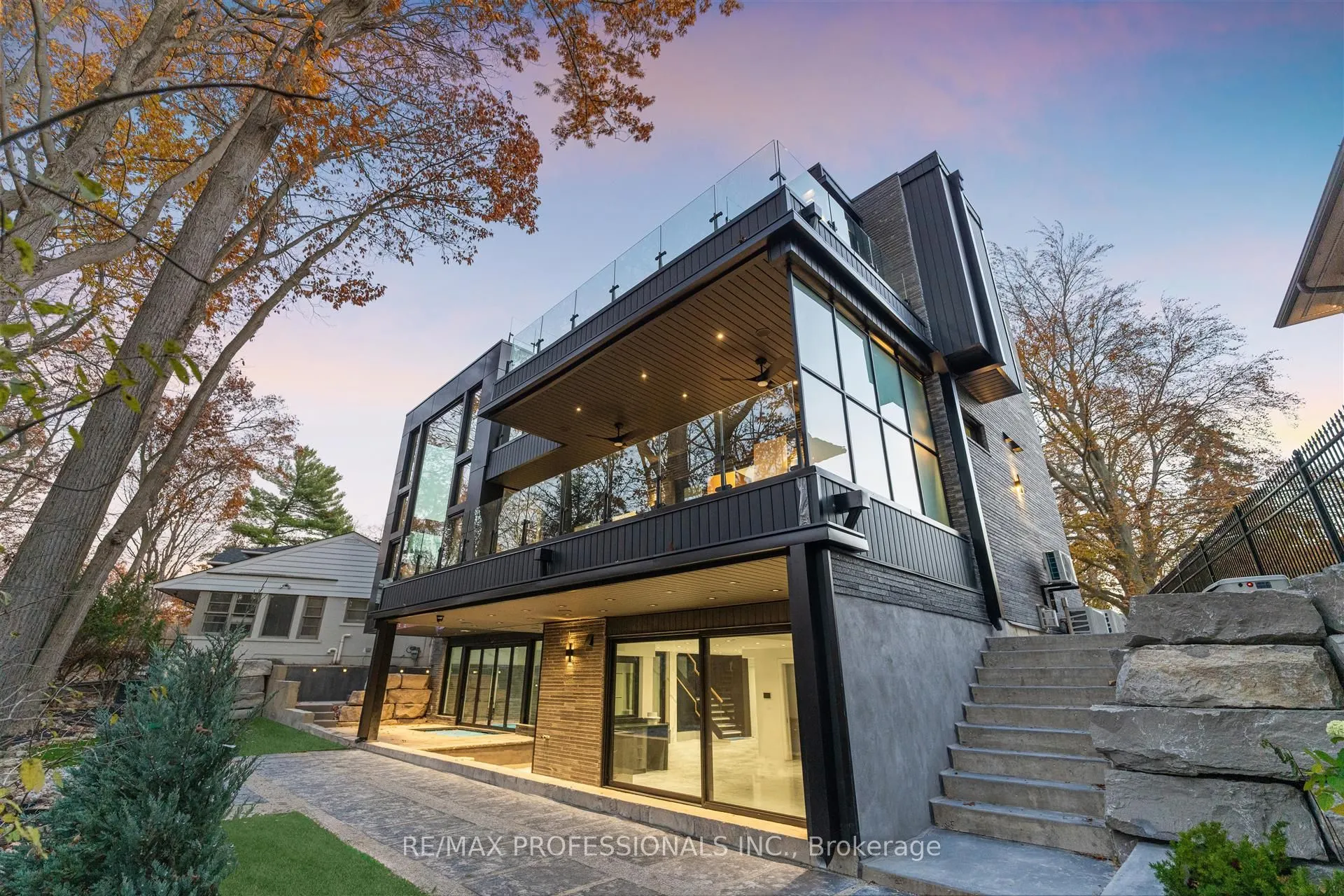 91 Valecrest Drive