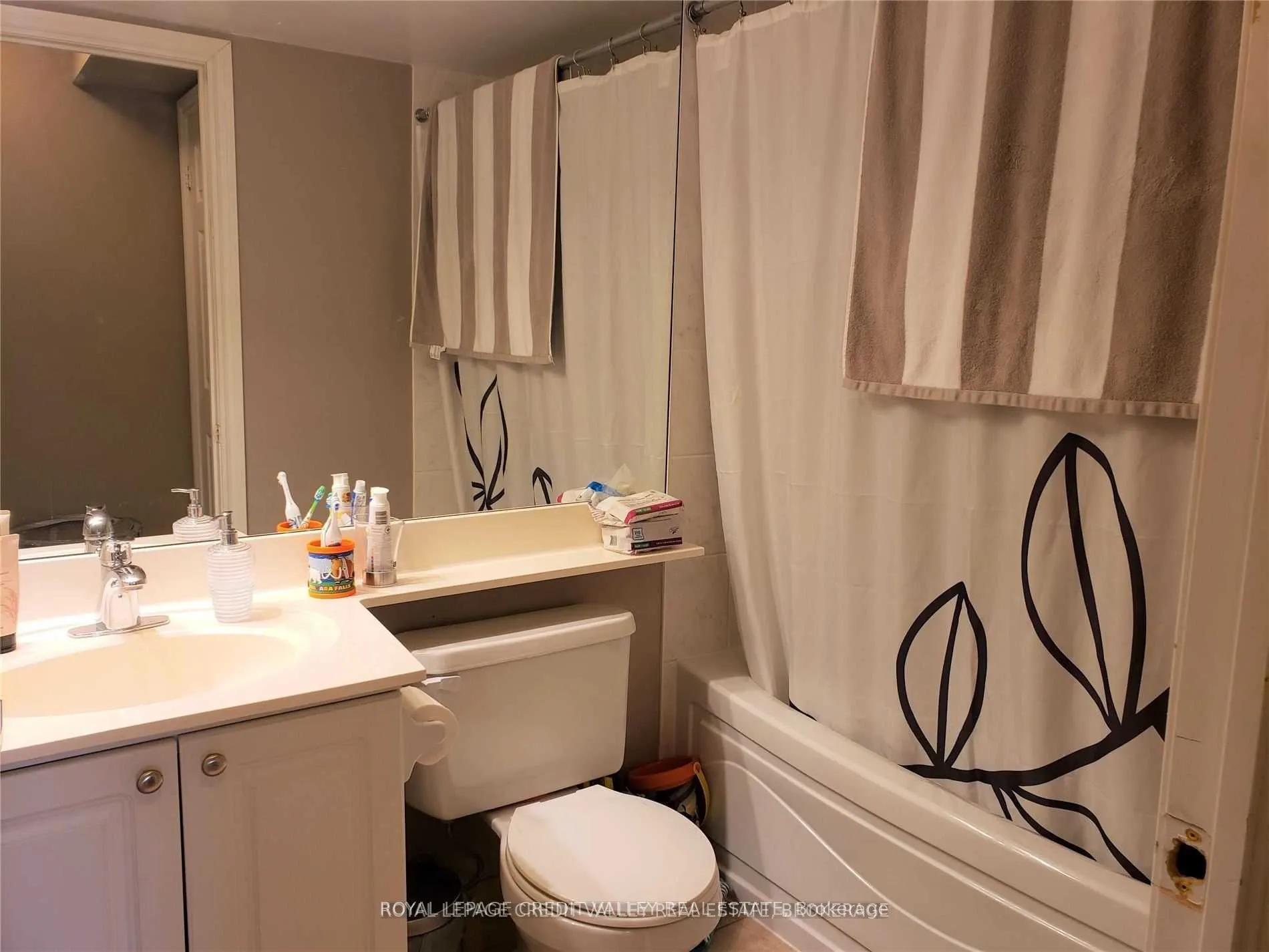 3888 Duke of York Boulevard, #1929