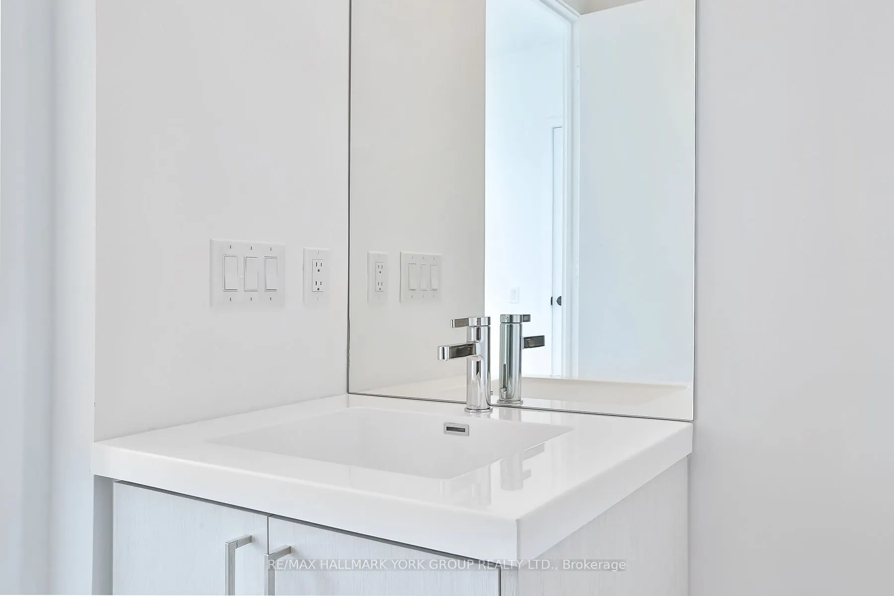 60 George Butchart Drive, #708