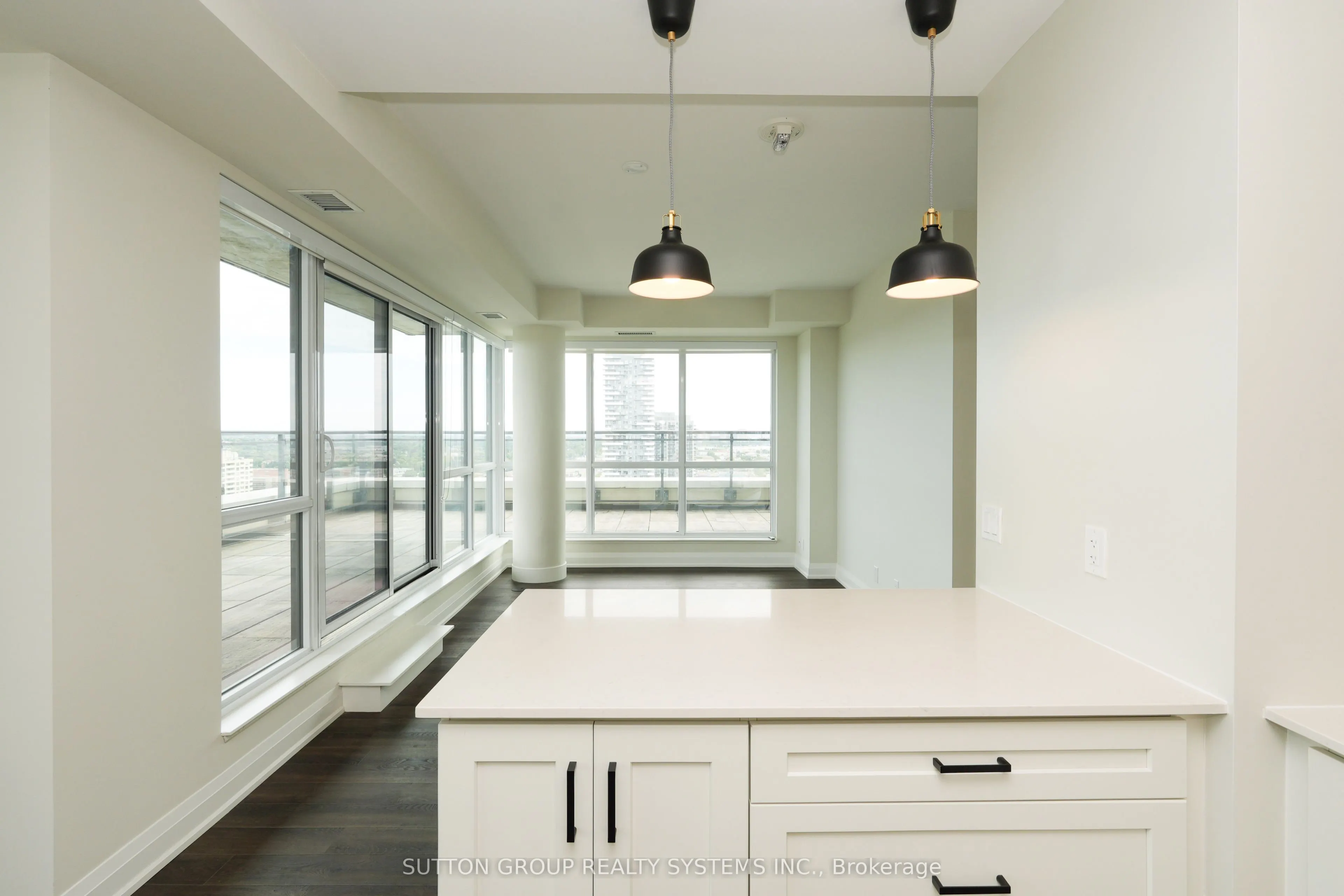 15 Lynch Street, #1801