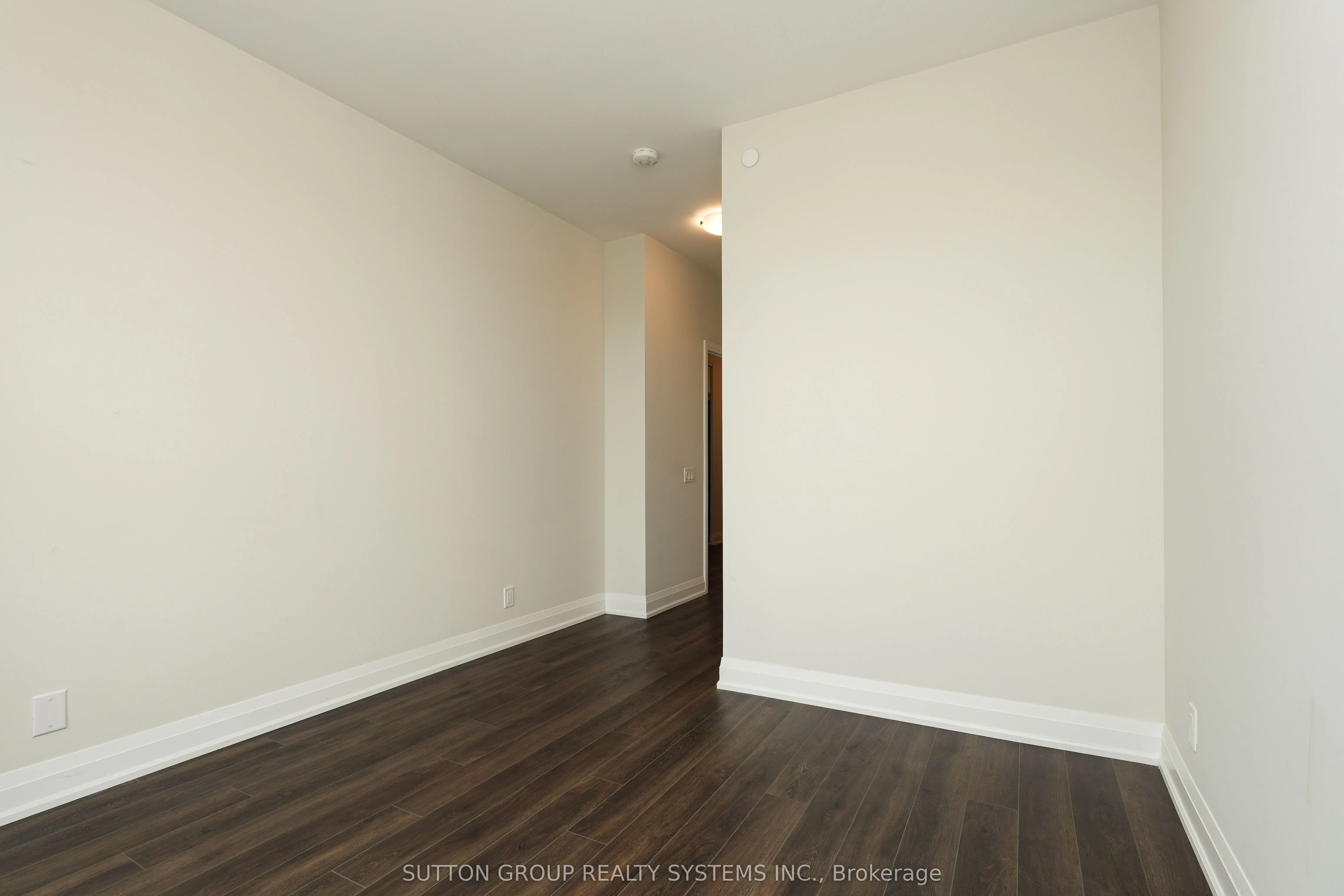 15 Lynch Street, #1801