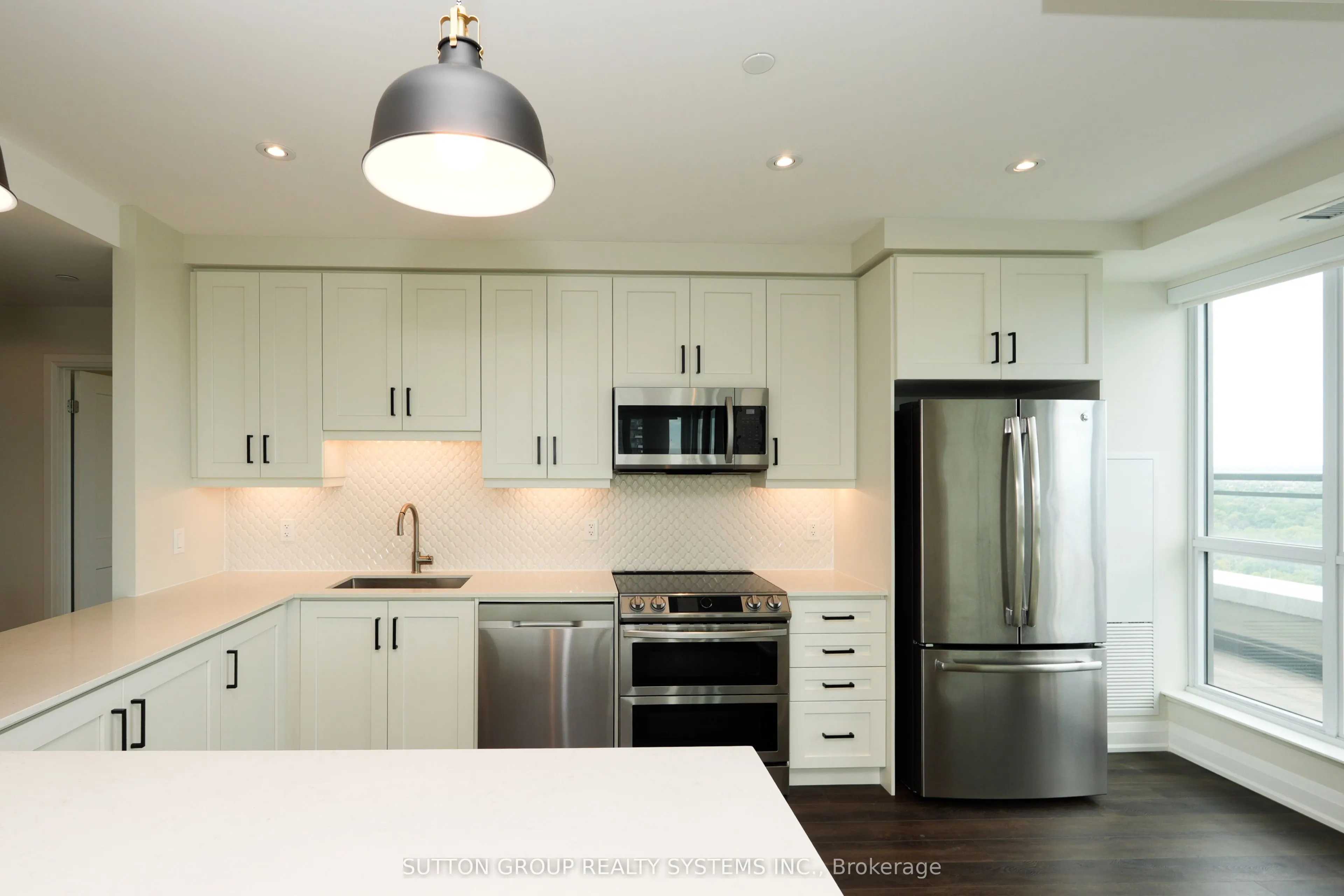 15 Lynch Street, #1801