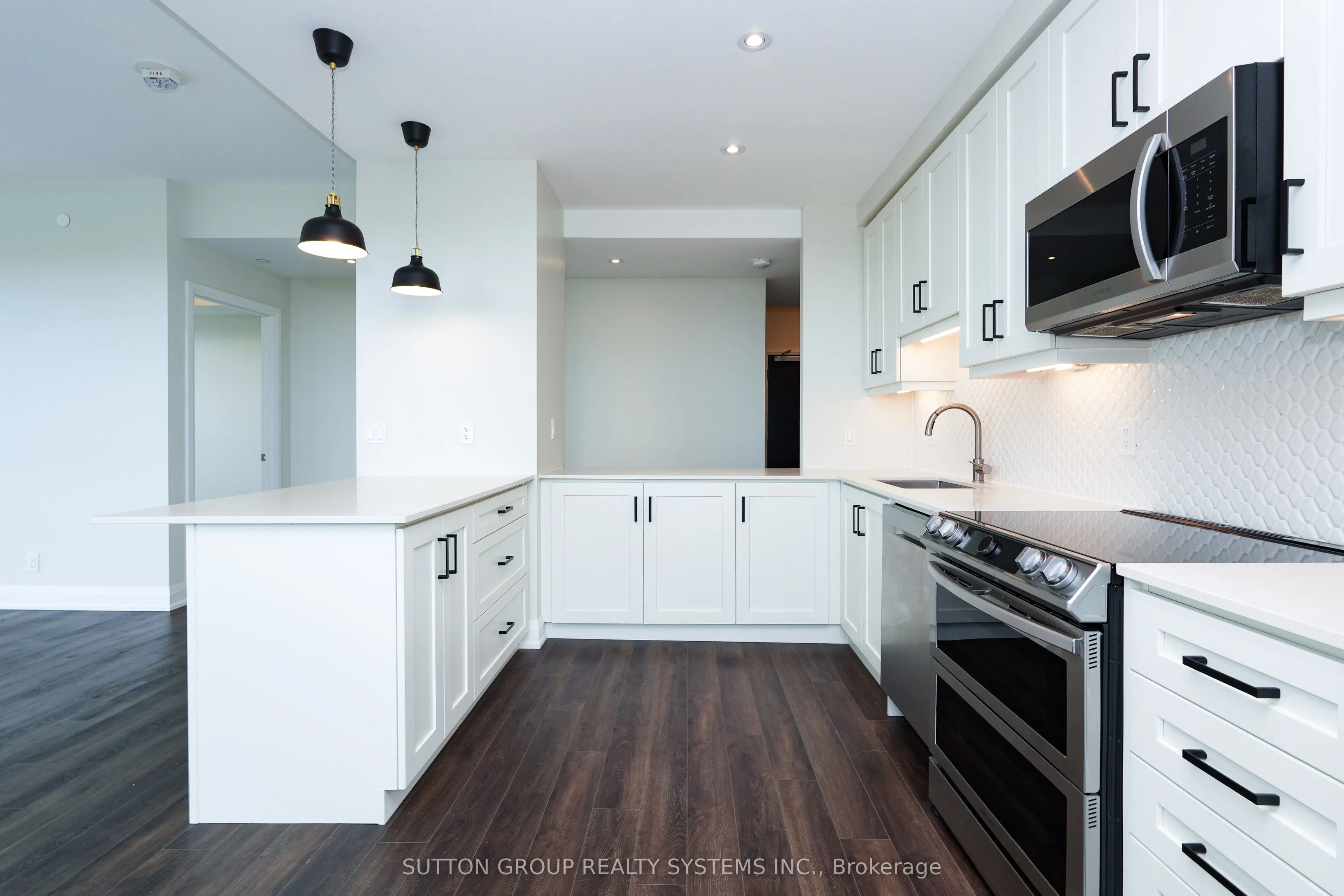 15 Lynch Street, #1801