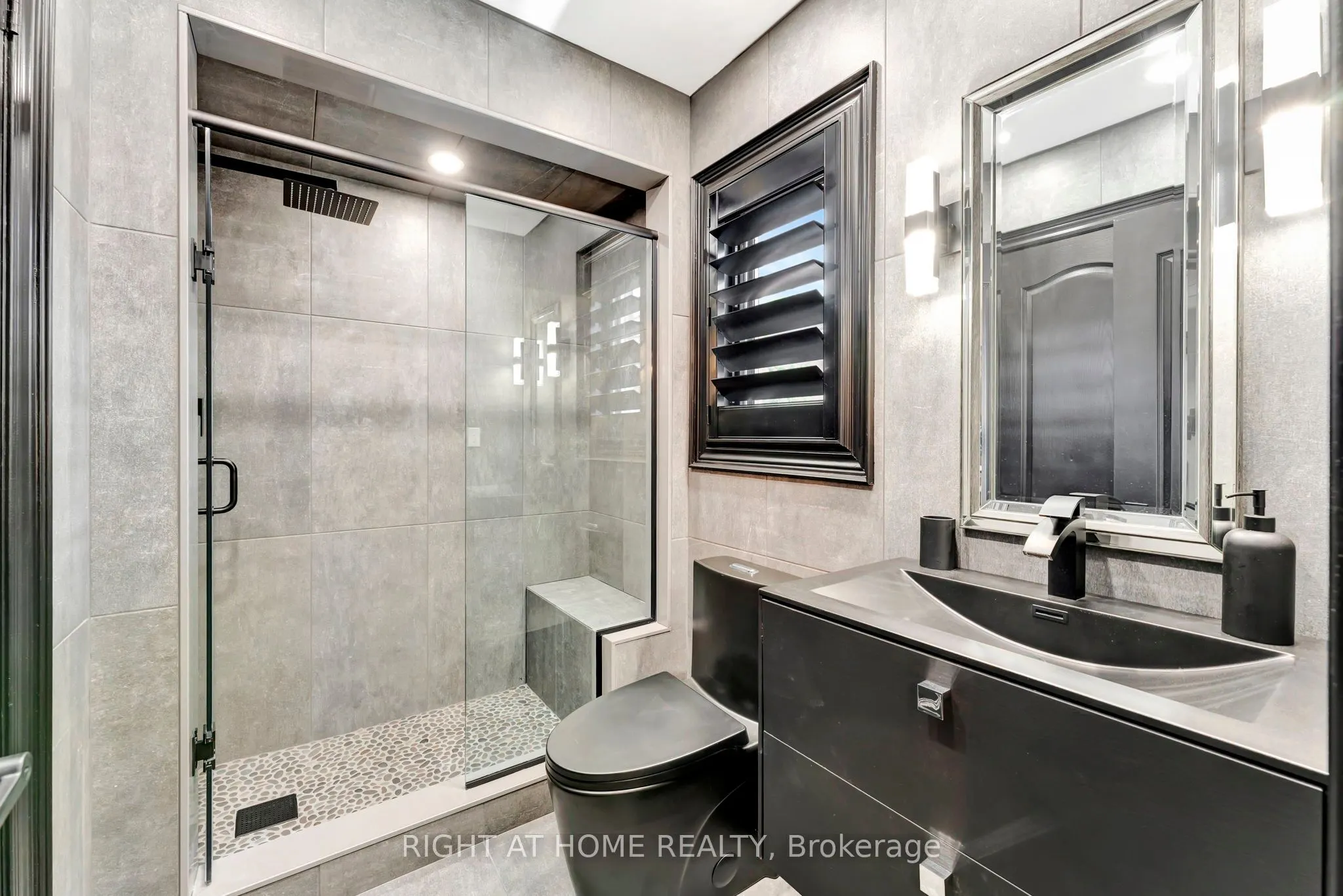 2469 Whistling Springs Crescent