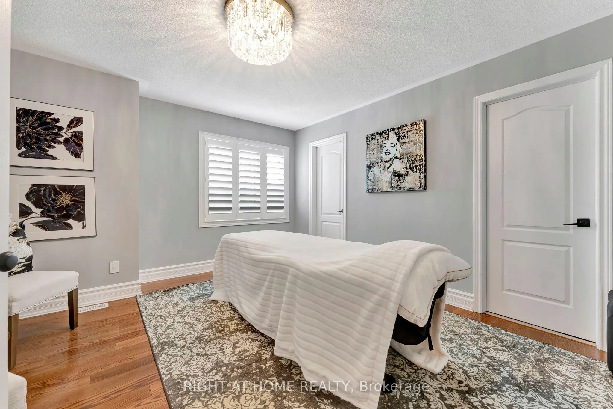 2469 Whistling Springs Crescent