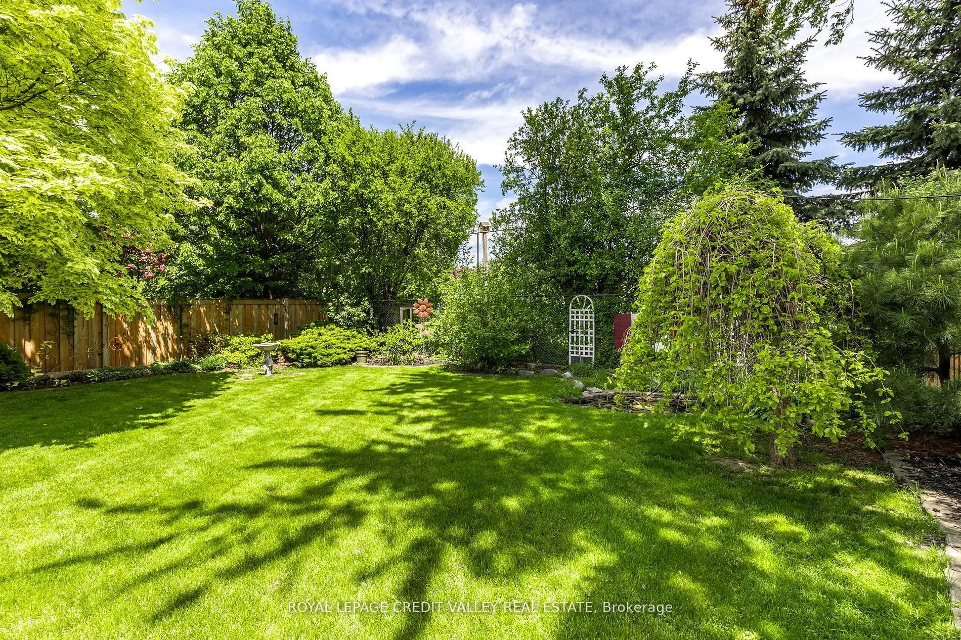 24 Ladore Drive