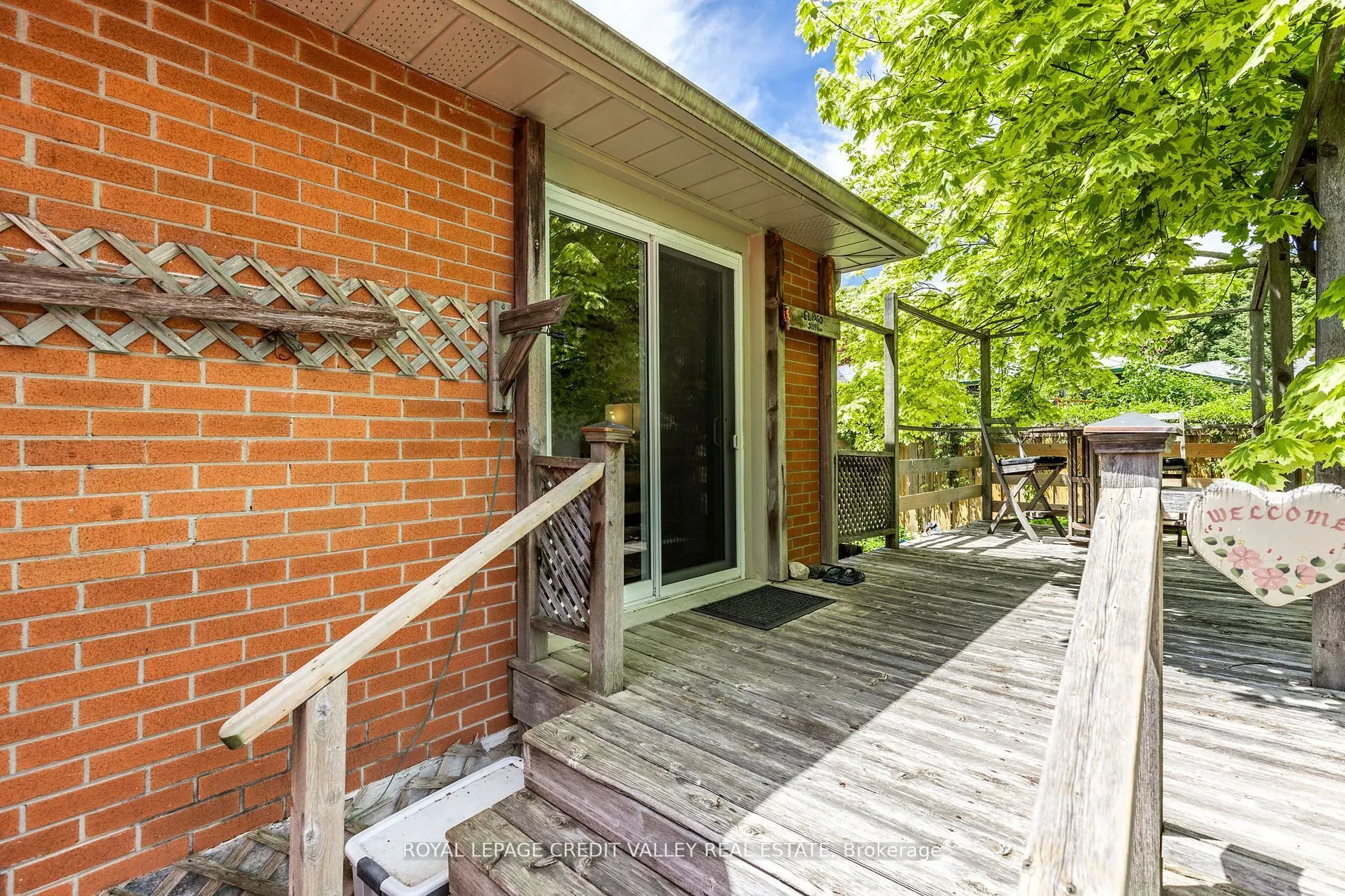 24 Ladore Drive