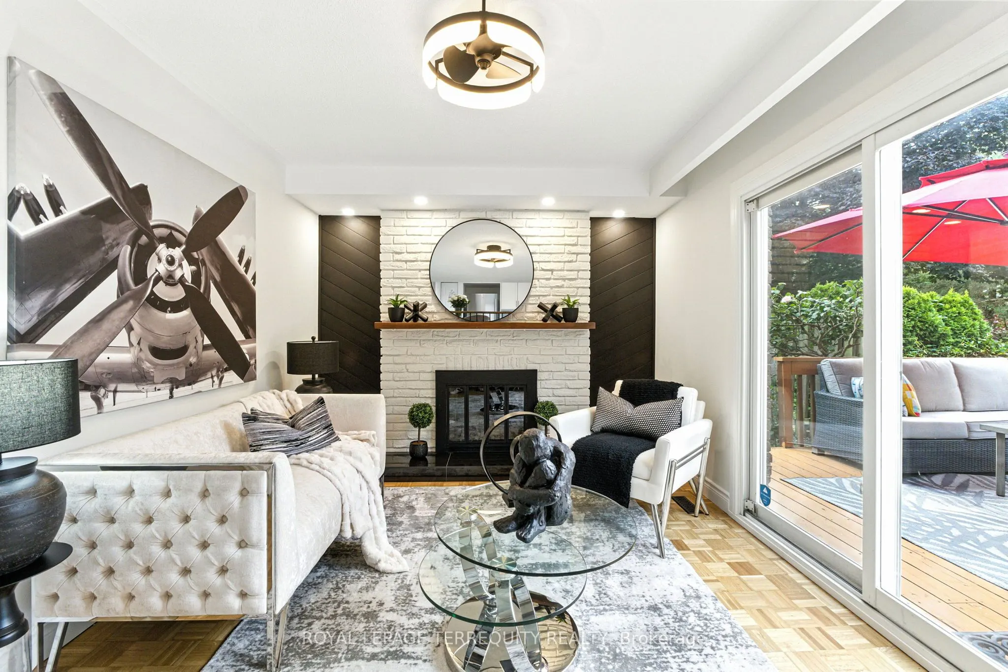 3327 Kings Masting Crescent