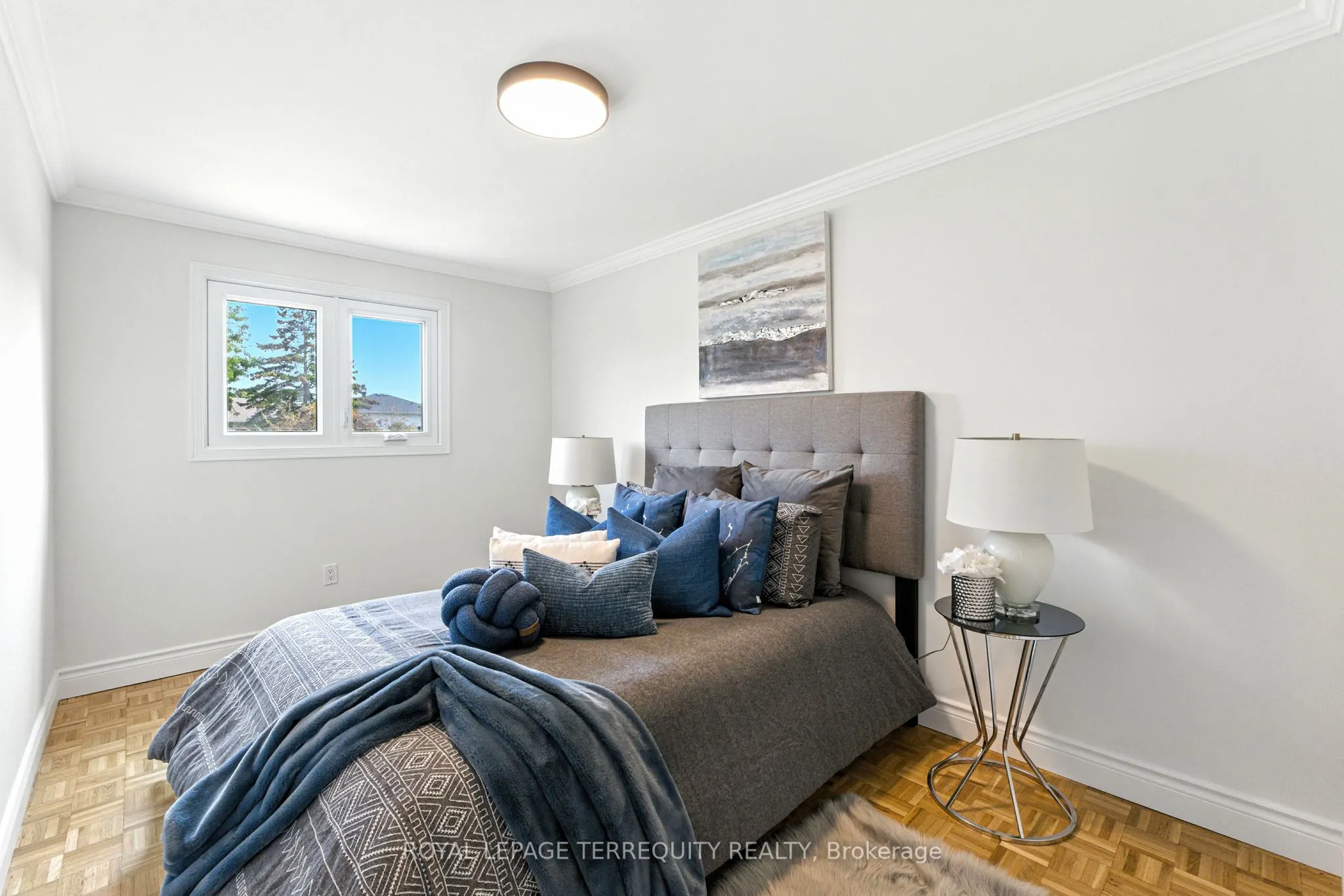 3327 Kings Masting Crescent