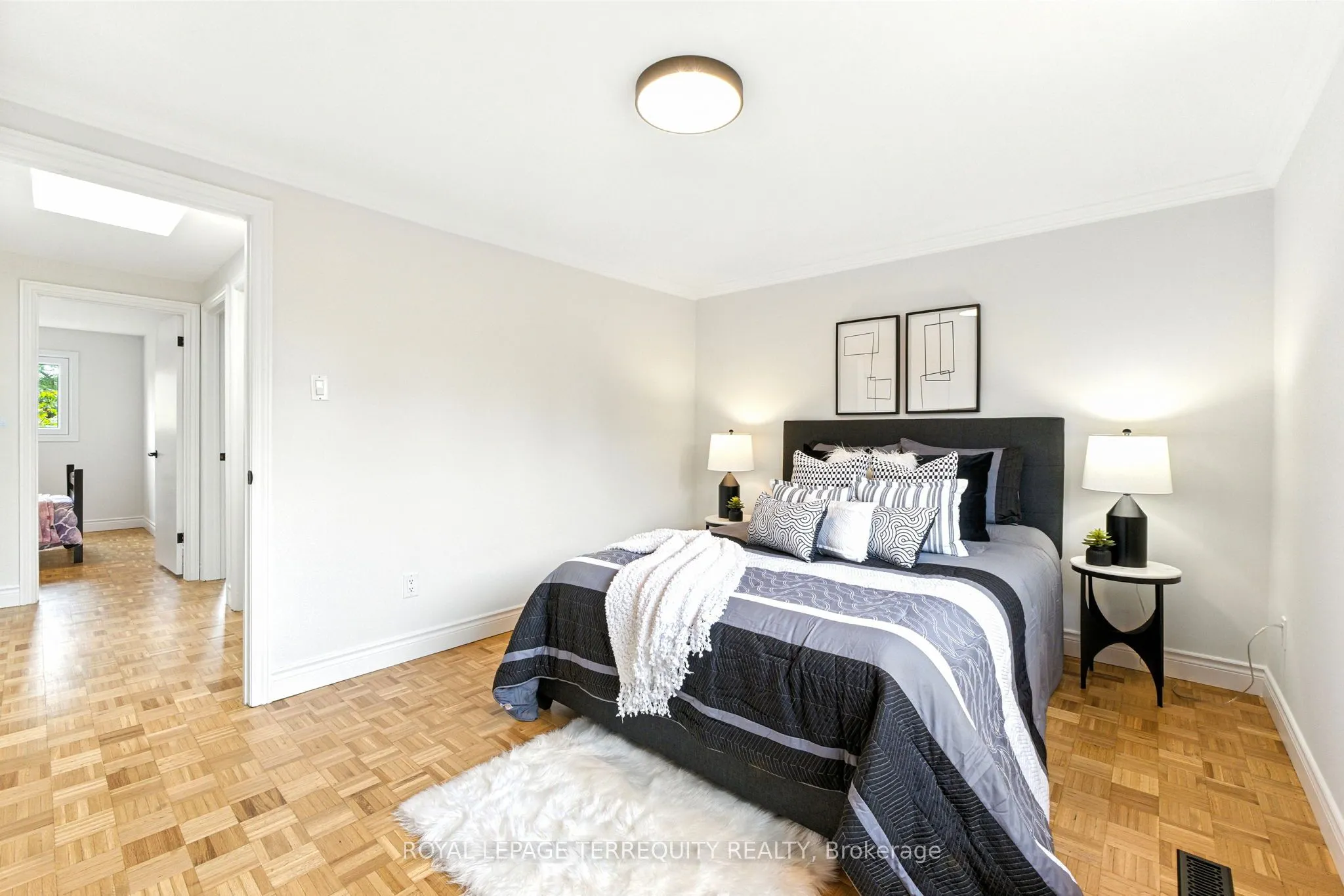 3327 Kings Masting Crescent