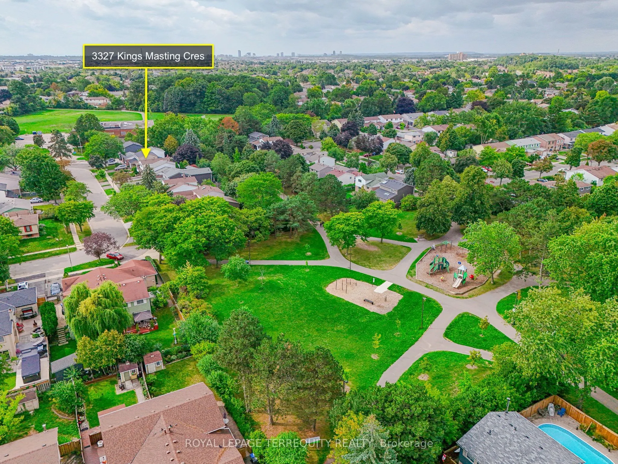 3327 Kings Masting Crescent