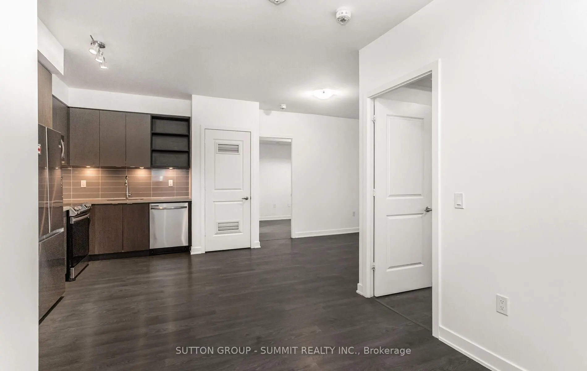 4655 Metcalfe Avenue, #801
