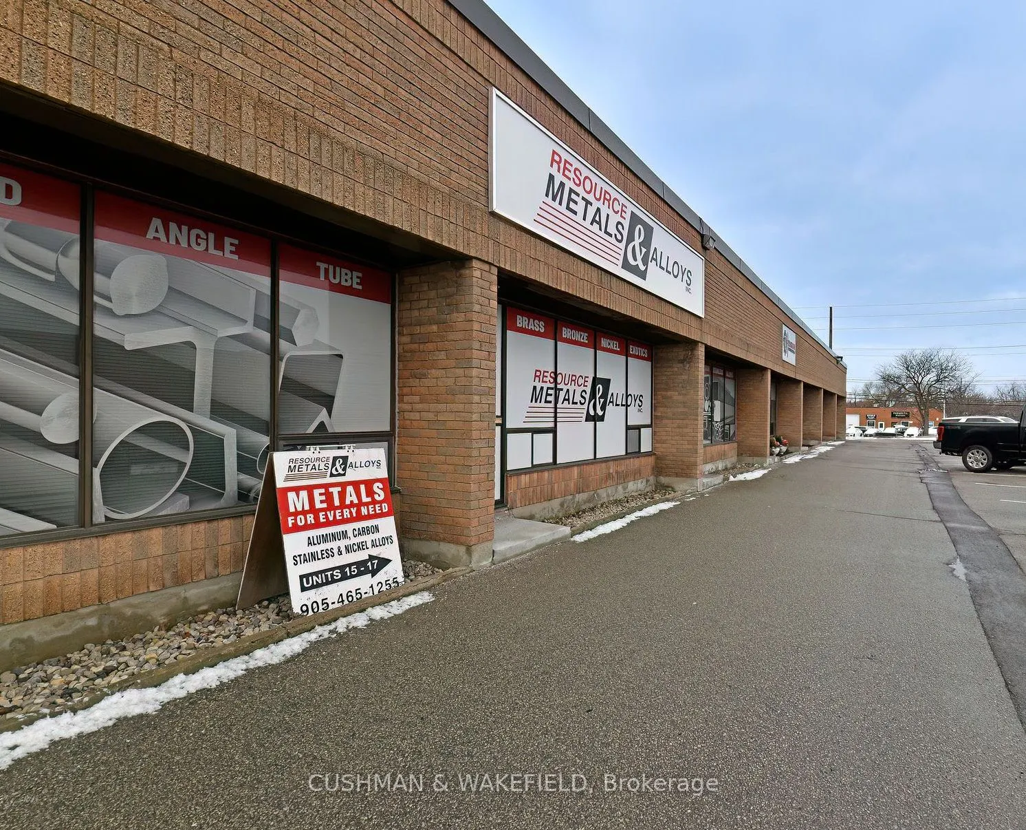 1428 Speers Road, #15-16