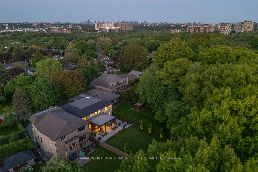 14 Penhale Drive