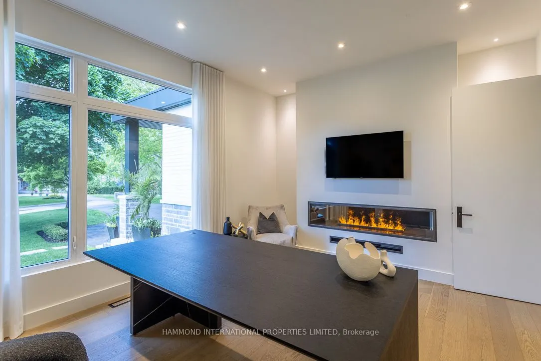 14 Penhale Drive