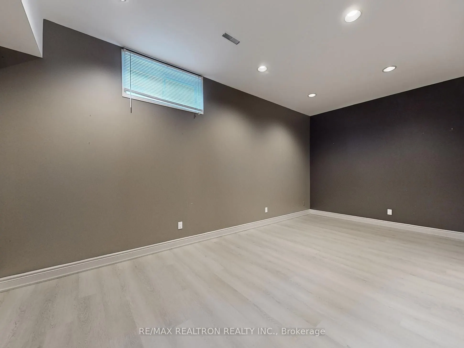 5386 Sheldon Park Drive